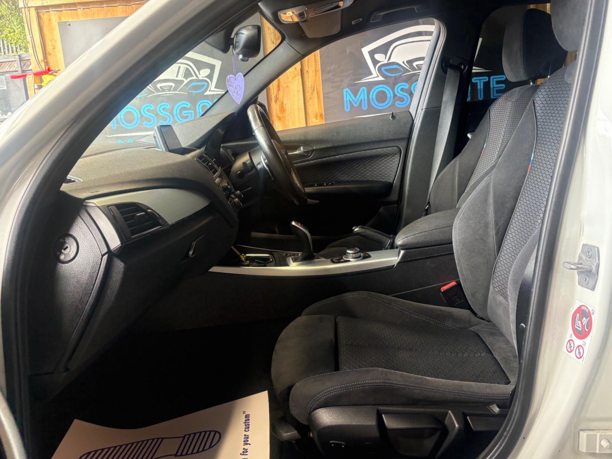 BMW 1 Series view 28
