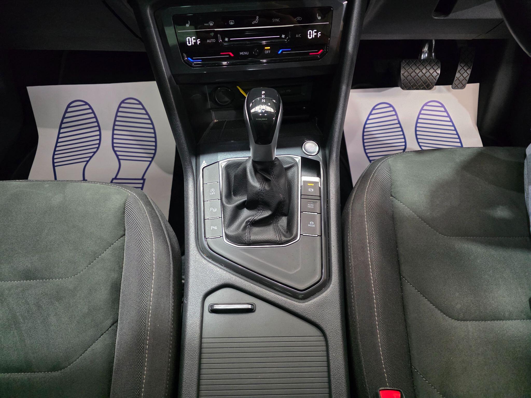 Volkswagen Tiguan Allspace view 12