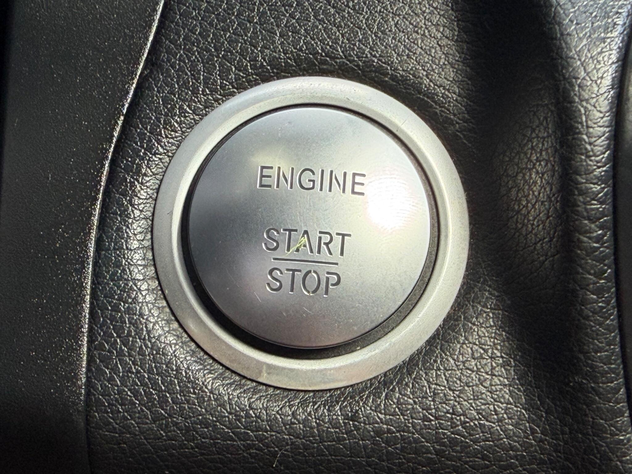 Mercedes-Benz GLC view 32
