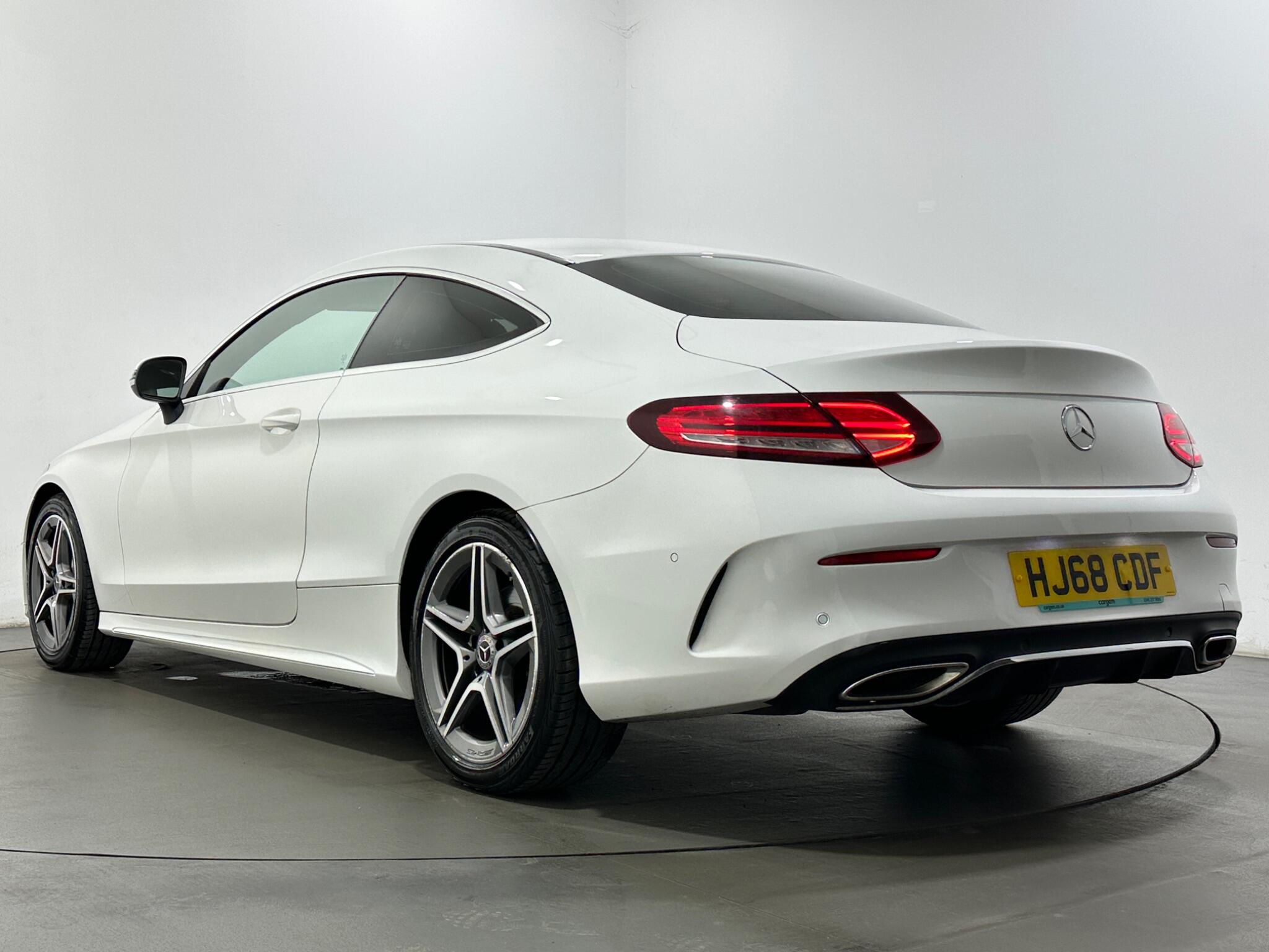 Mercedes-Benz C-Class view 46