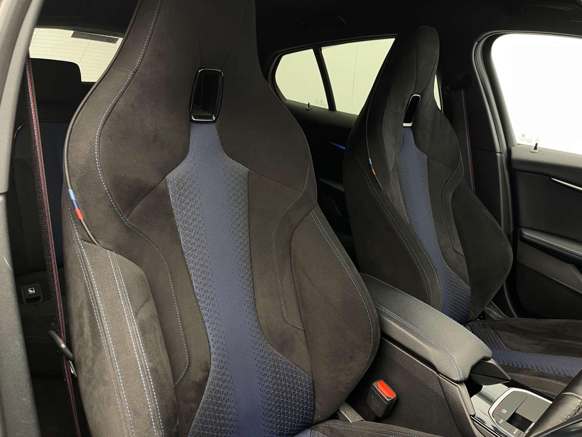 BMW 1 Series view 14
