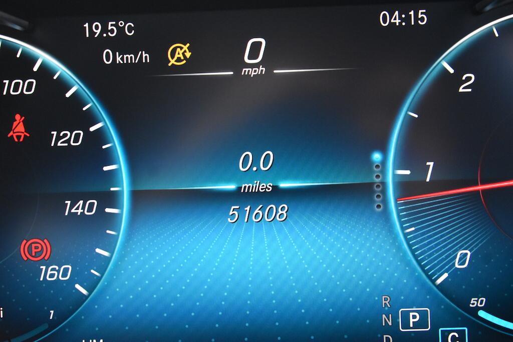 Mercedes-Benz C Class view 11