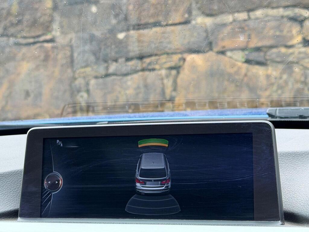 BMW 3 Series view 41