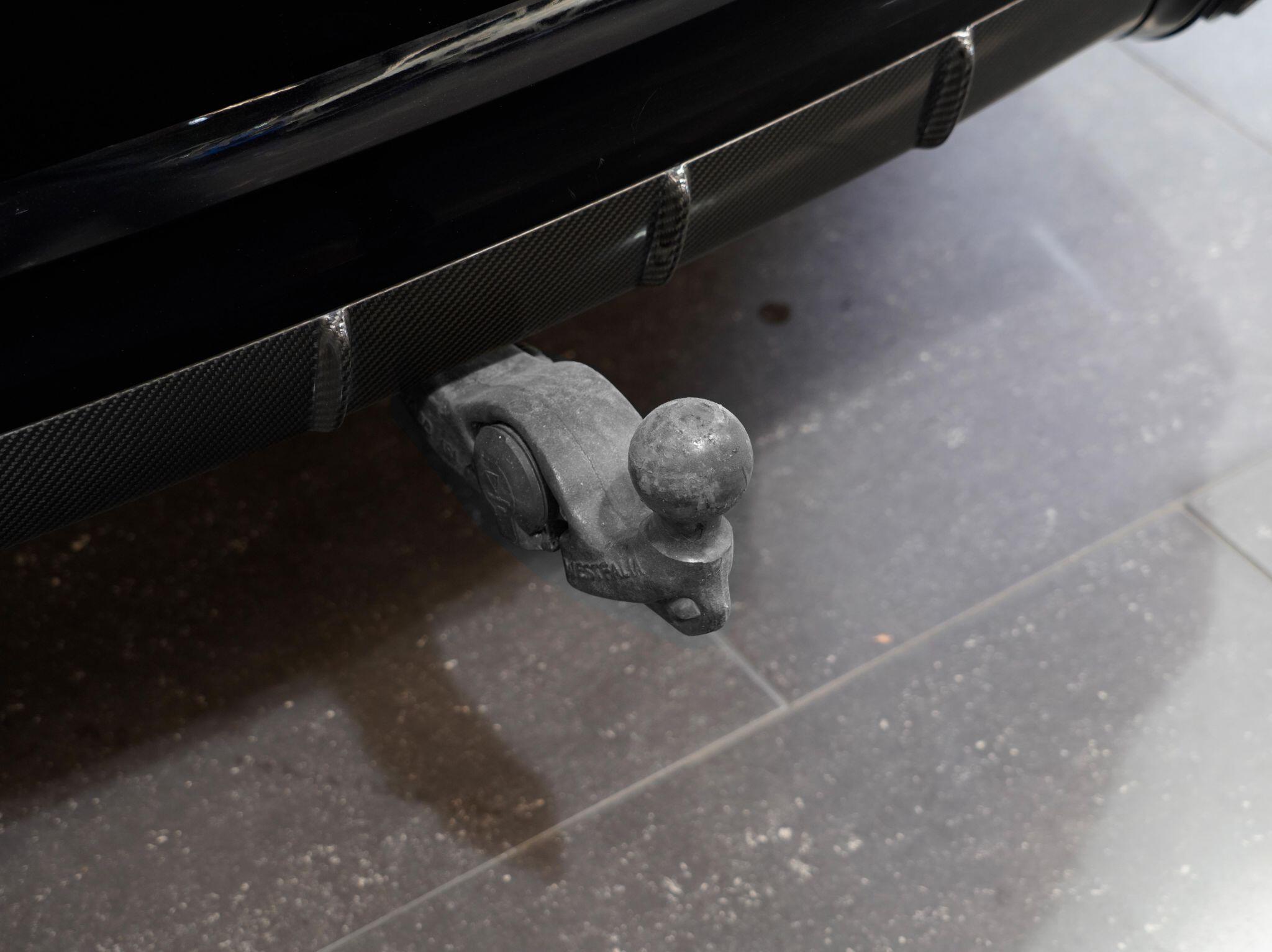 Porsche Cayenne view 16