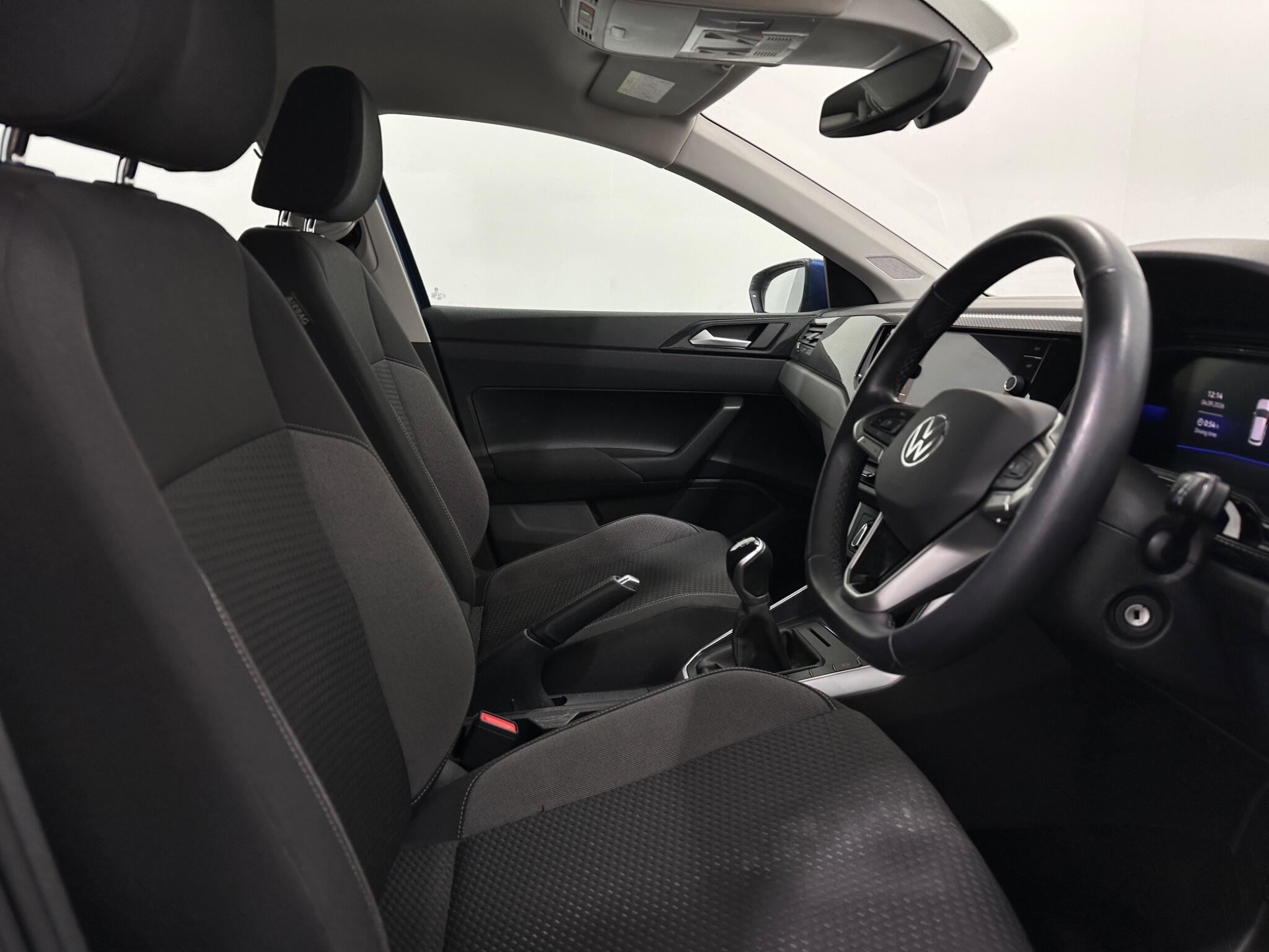 Volkswagen Polo view 30