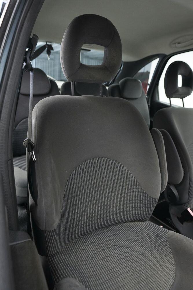 Citroen Xsara Picasso view 11