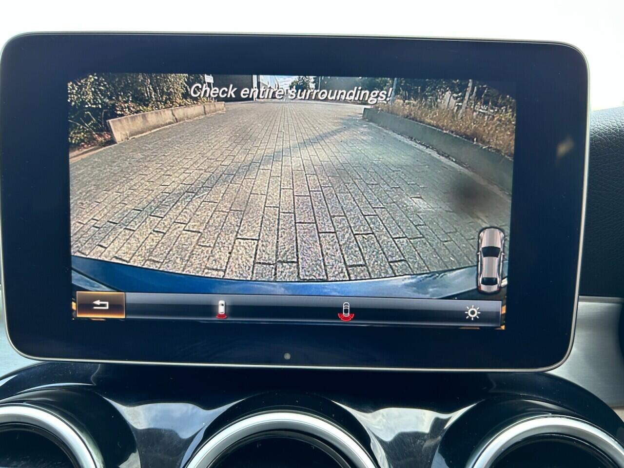 Mercedes-Benz C-Class view 42