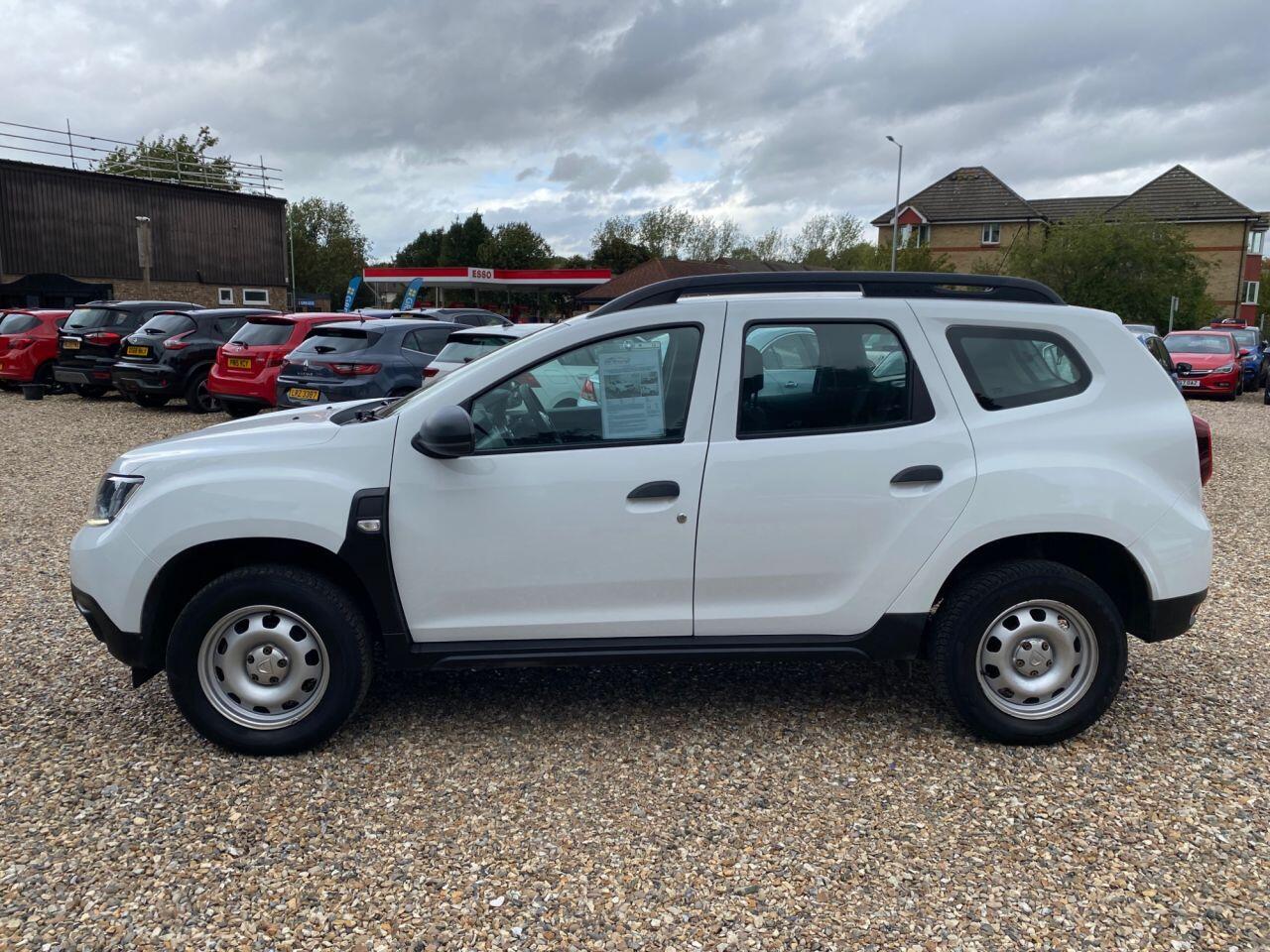 Dacia Duster view 8