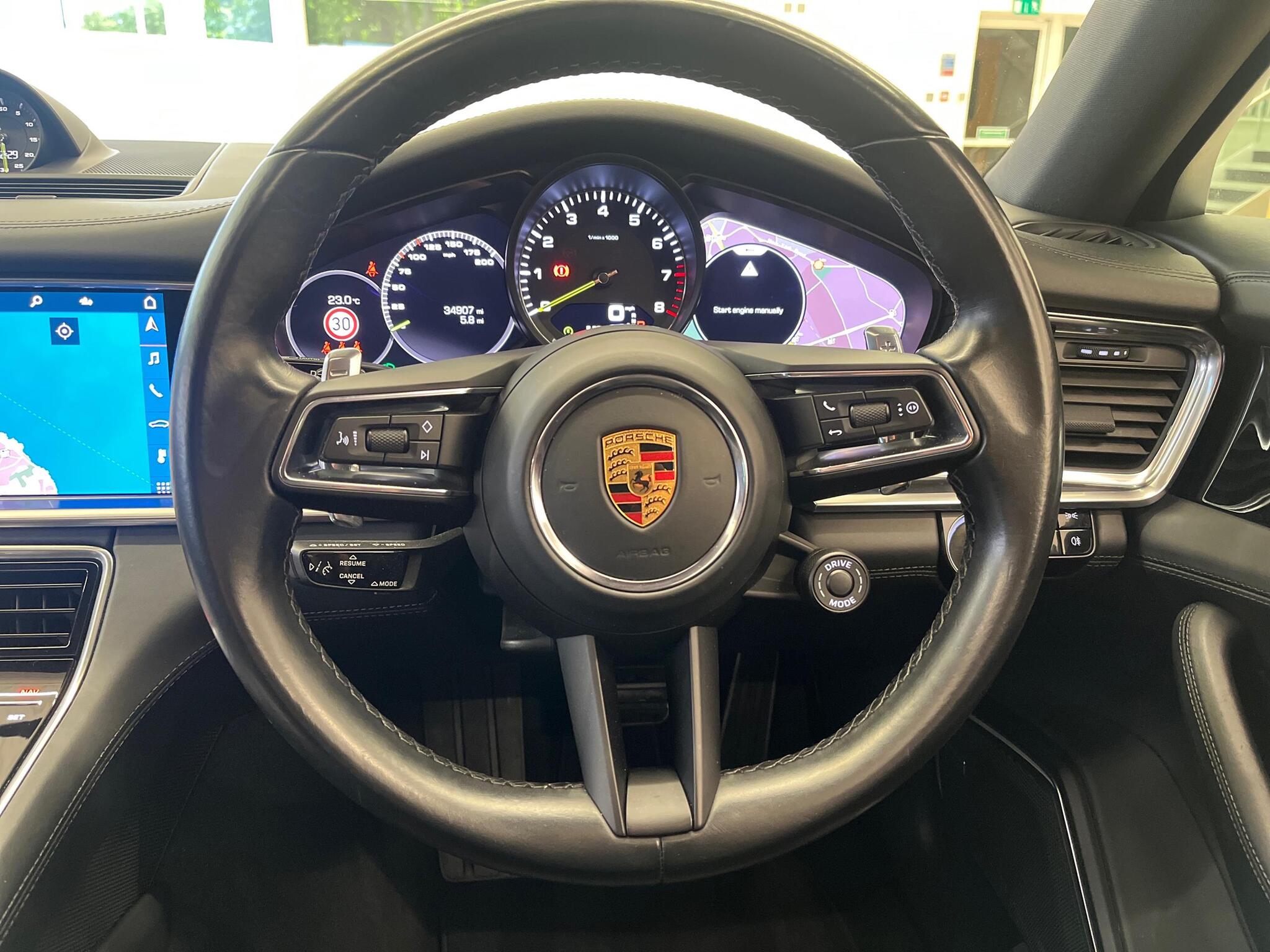 Porsche Panamera view 17