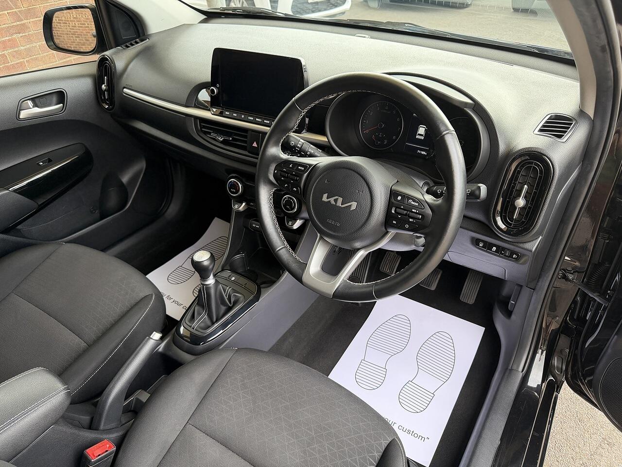 Kia Picanto view 8