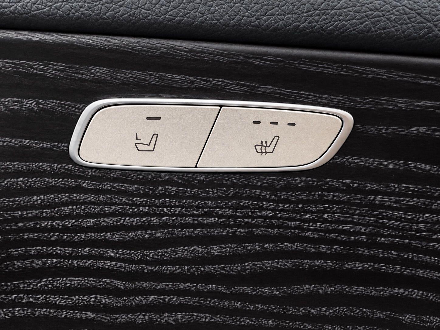 Mercedes-Benz E-Class view 17