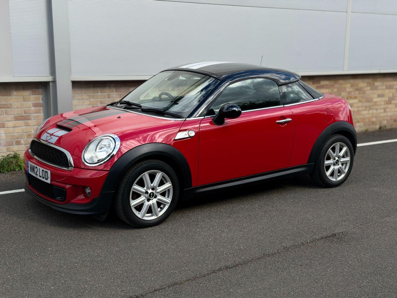 Mini Cooper view 32