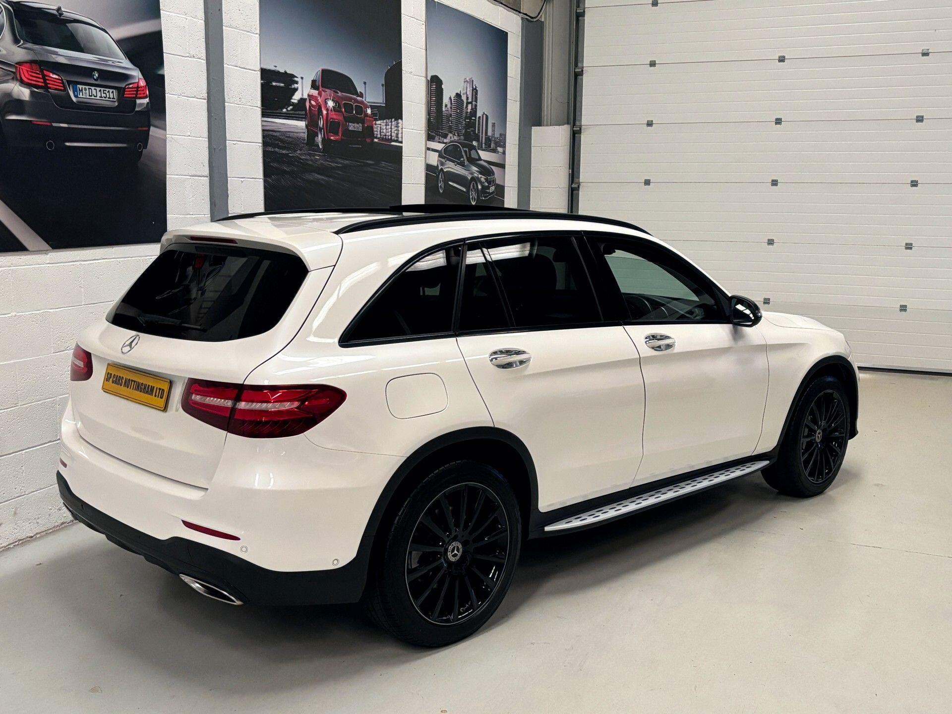 Mercedes-Benz GLC view 3