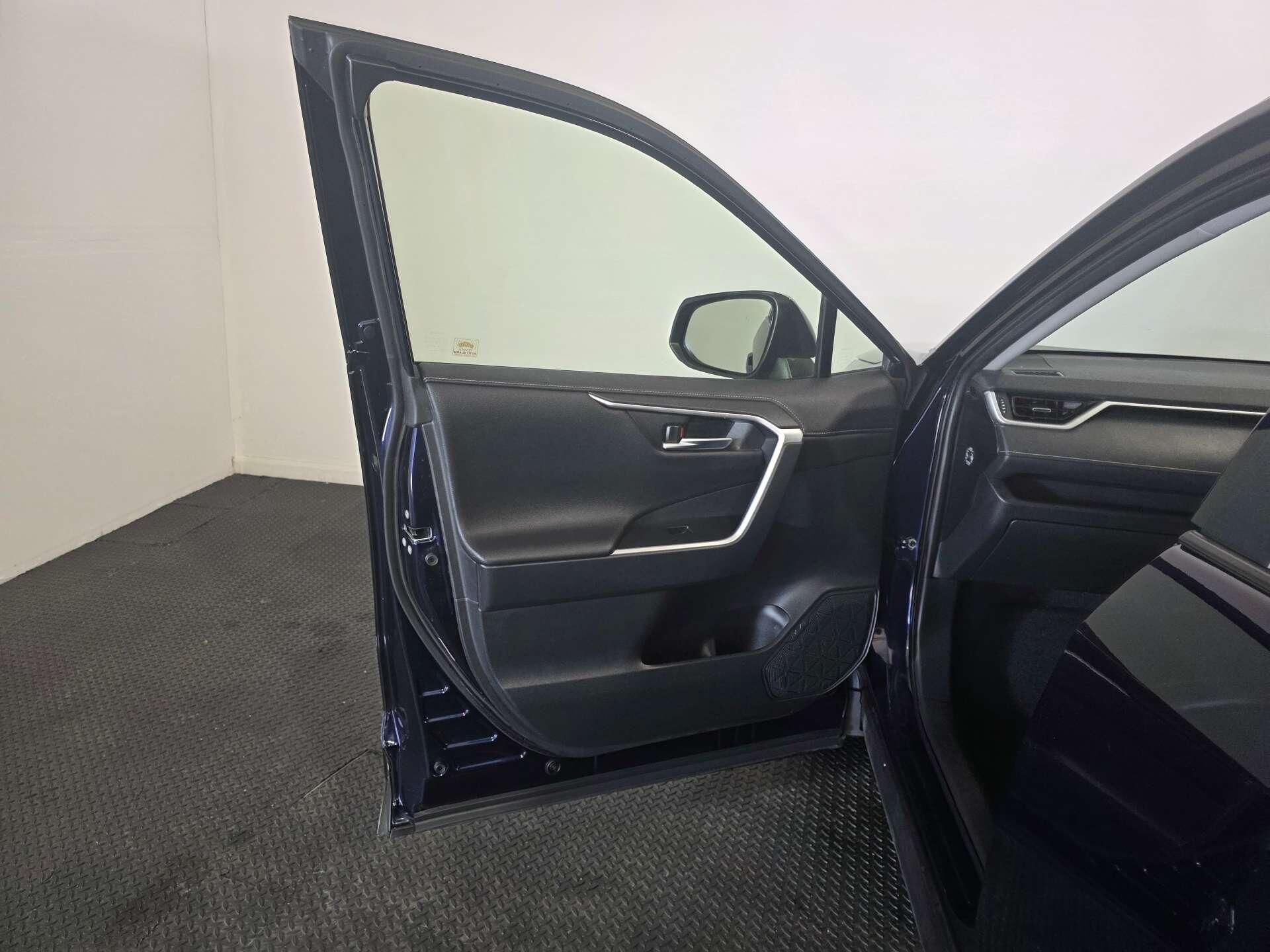 Toyota Rav4 view 42