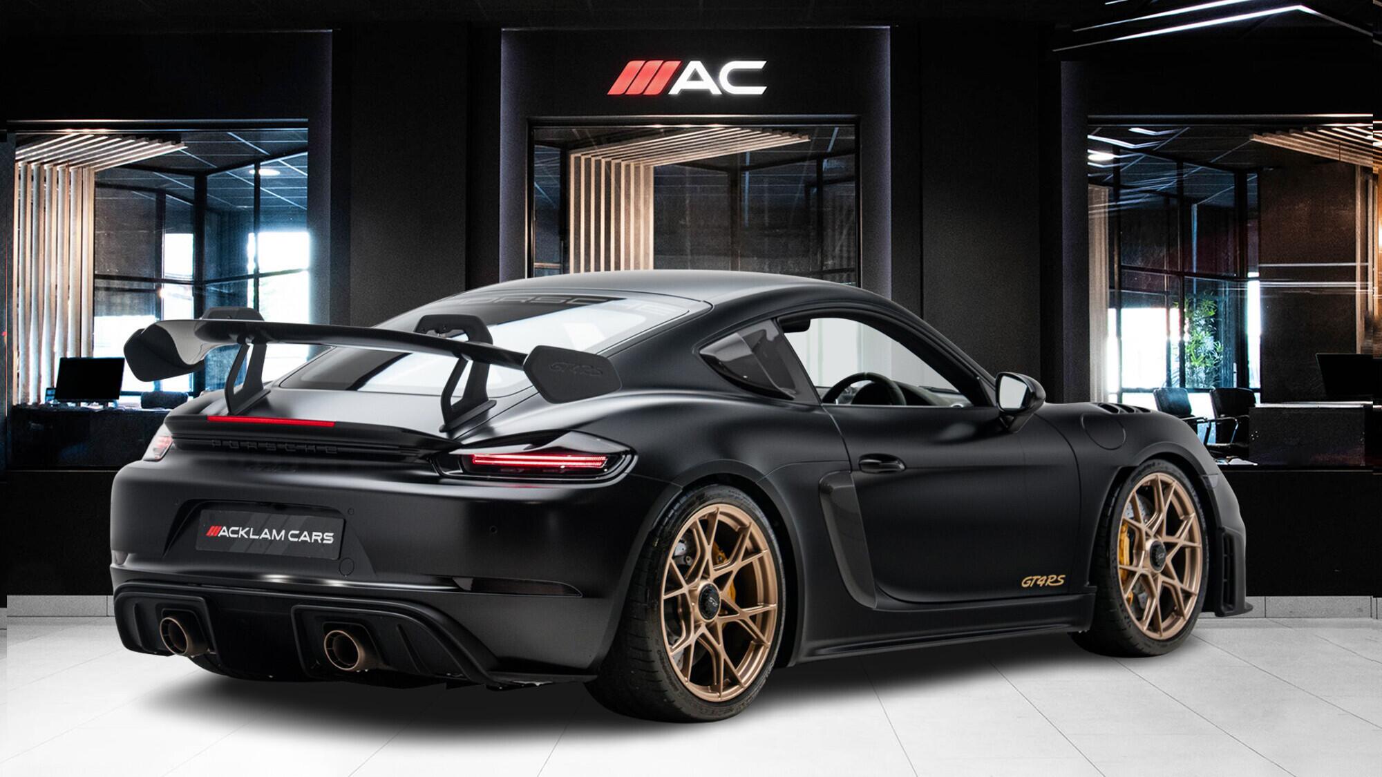 Porsche 718 Cayman view 4