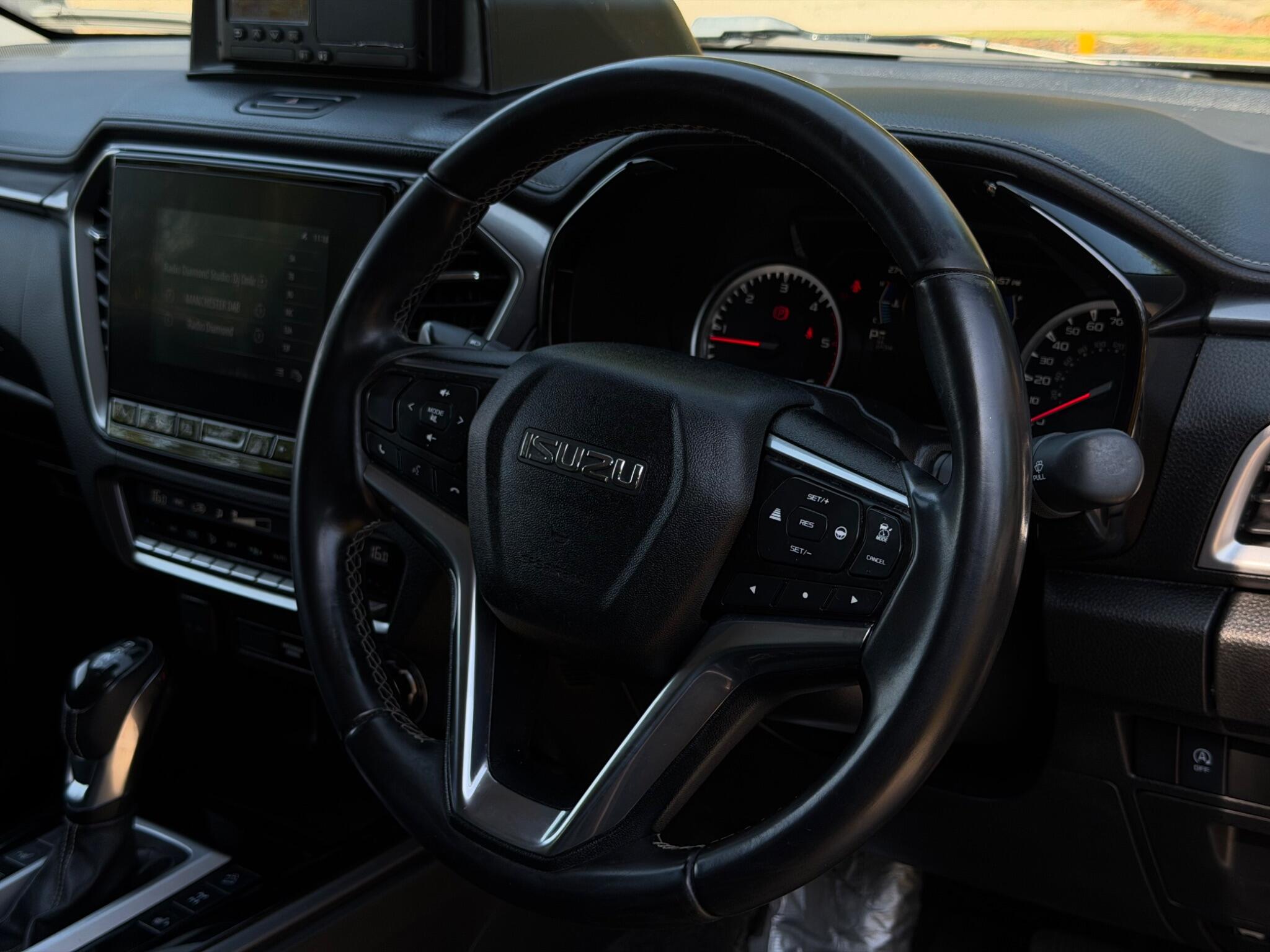Isuzu D-Max view 42