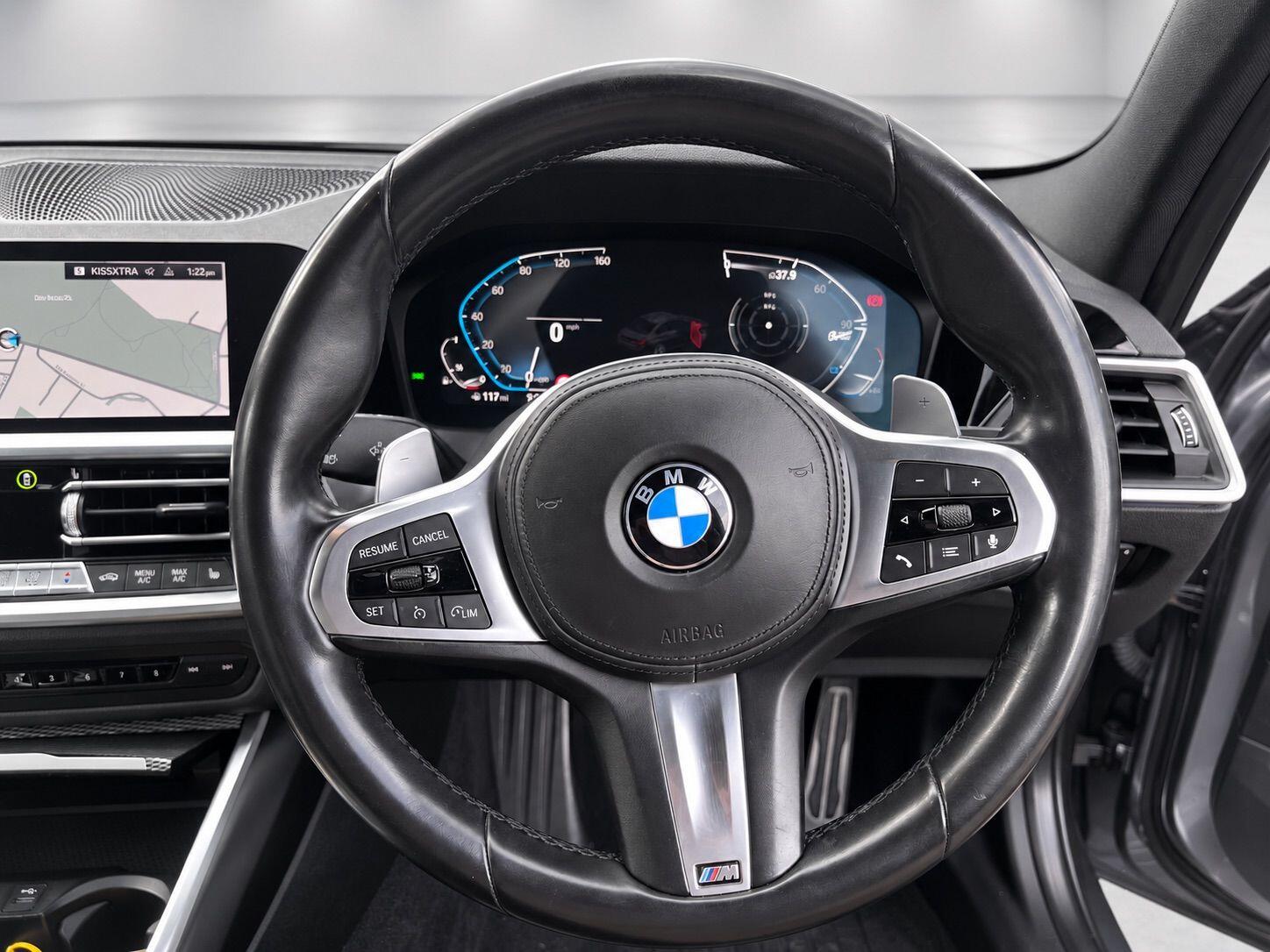 BMW 3 Series view 27