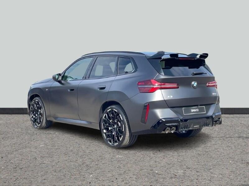 BMW X3 view 2
