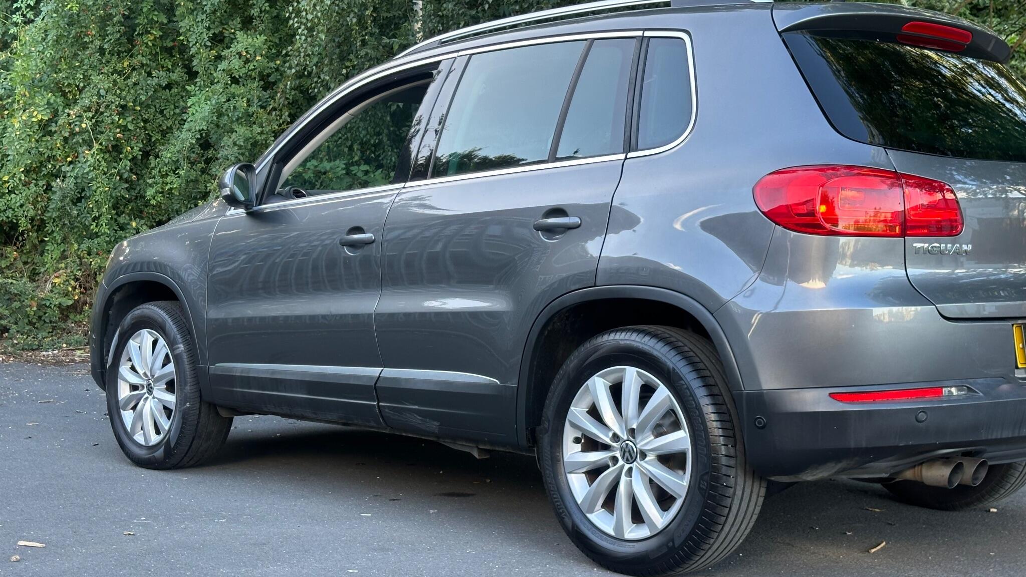 Volkswagen Tiguan view 9