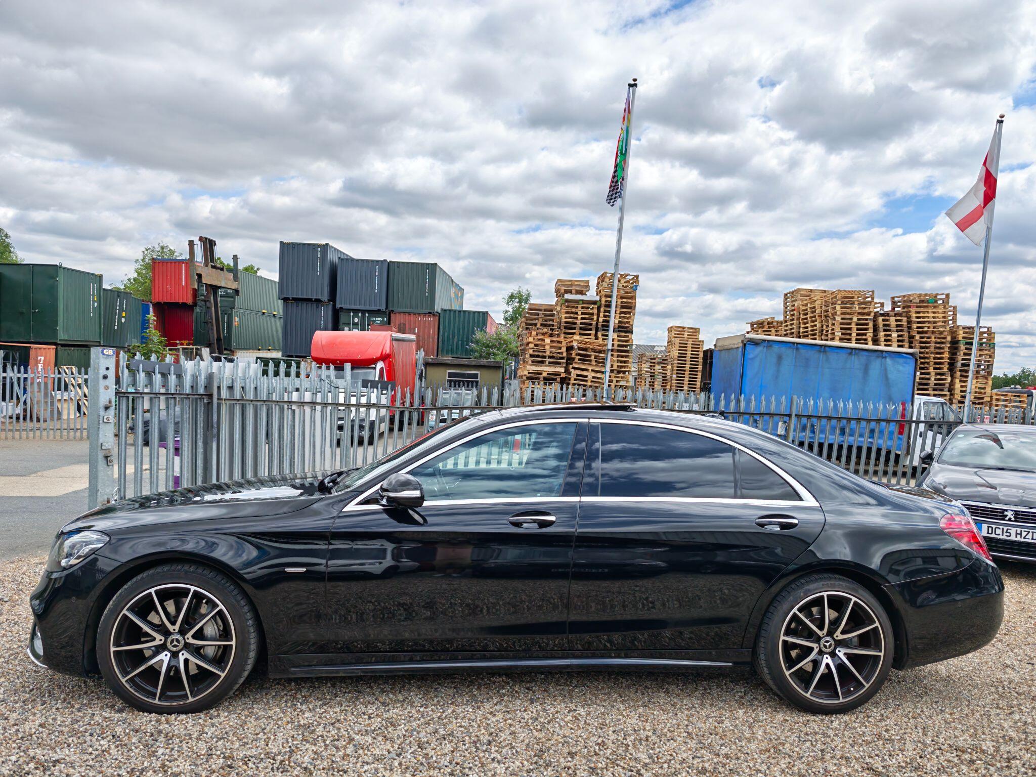 Mercedes-Benz S Class view 43