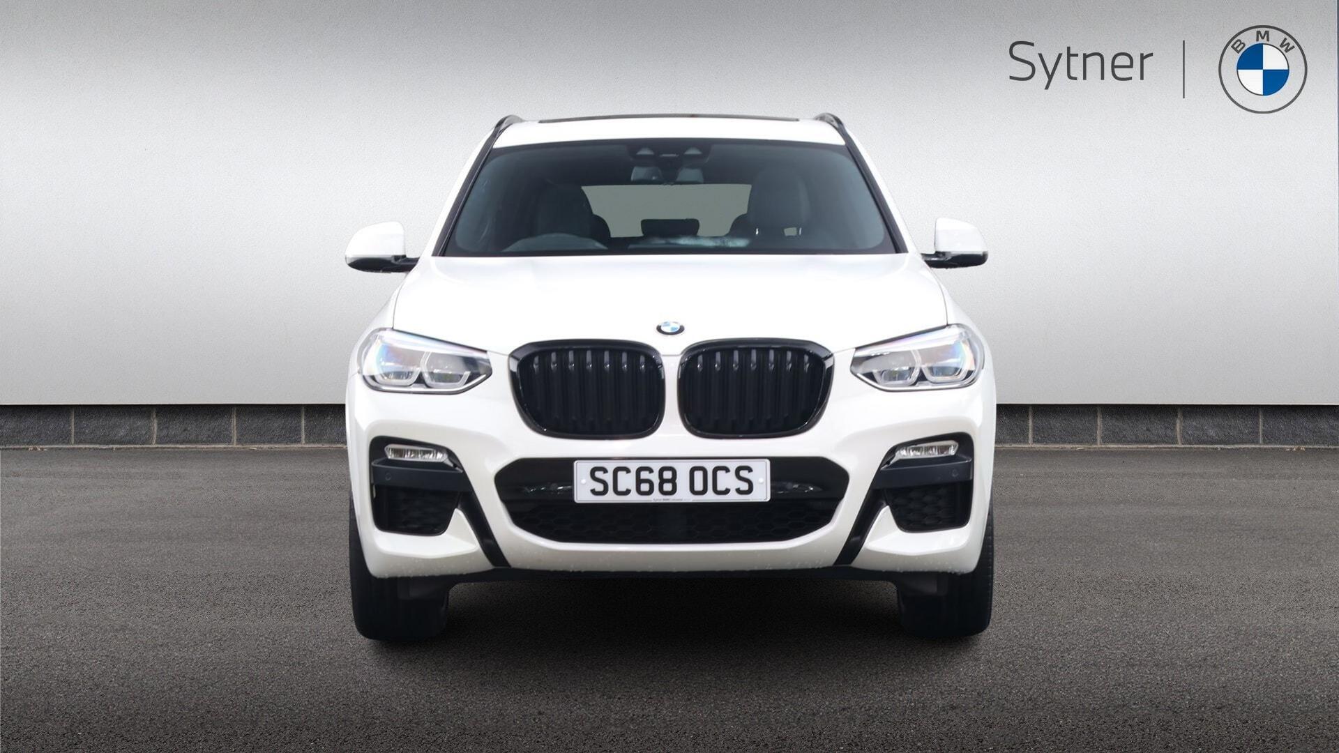 BMW X3 view 16