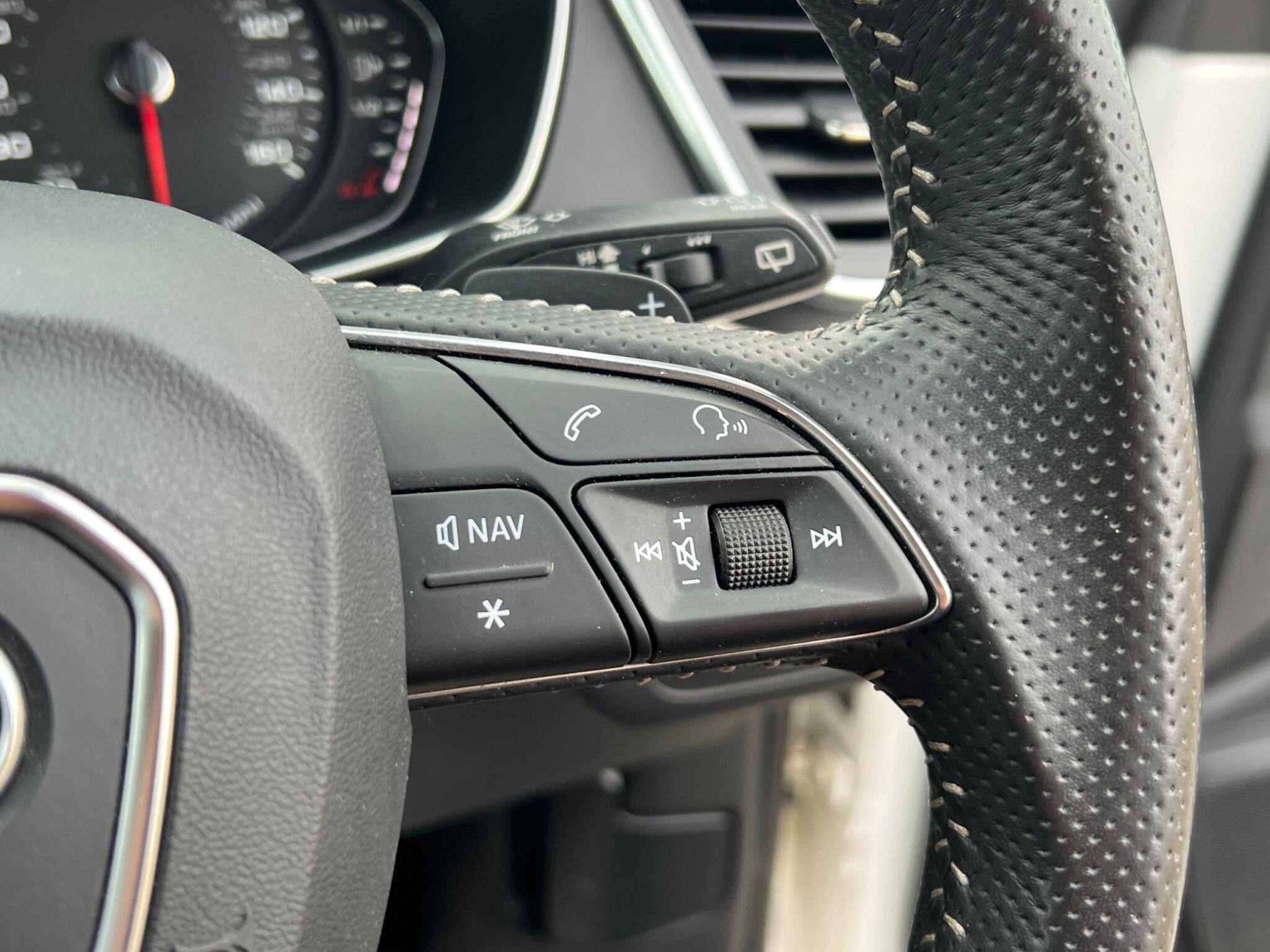 Audi Q5 view 27