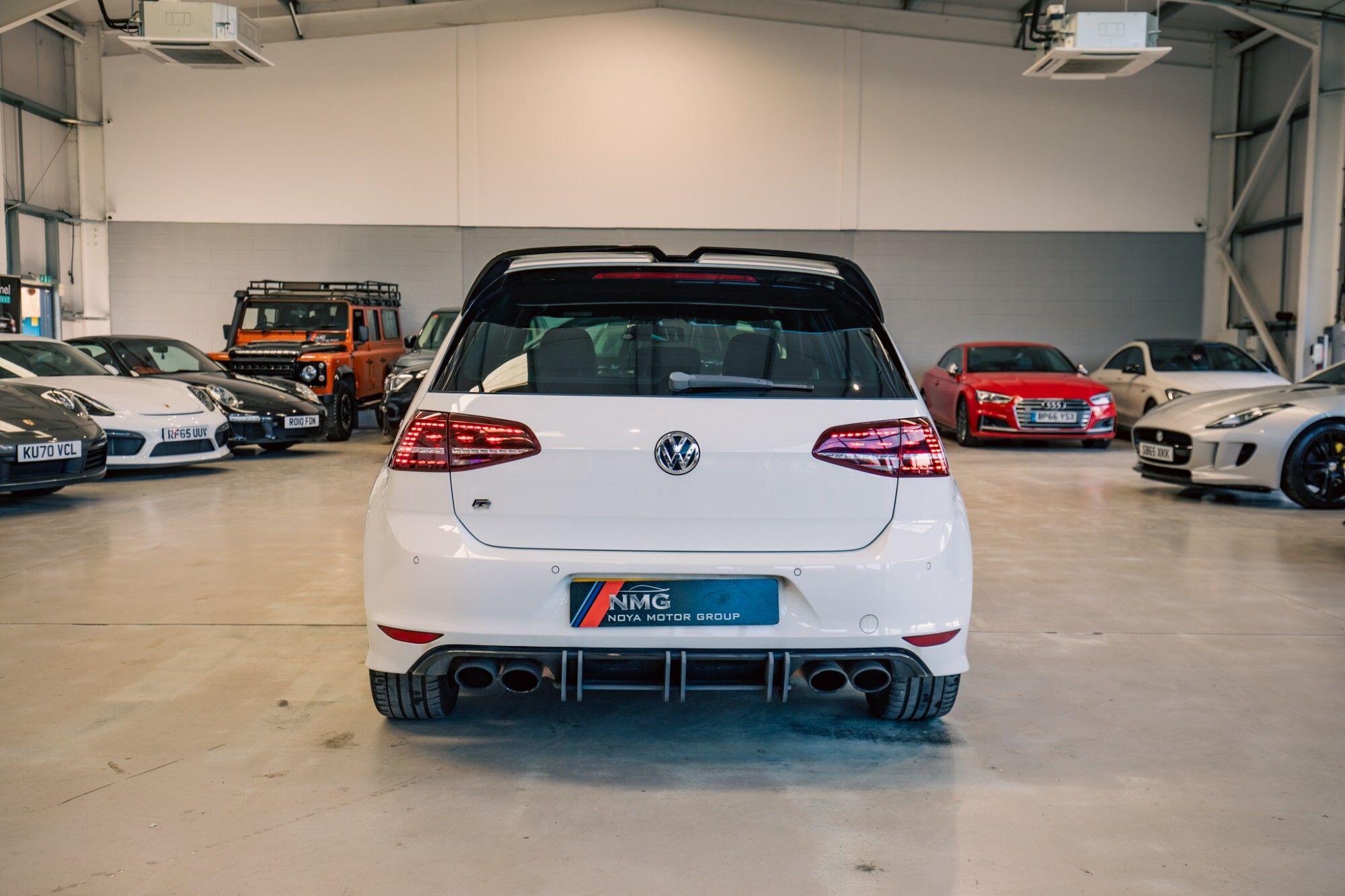 Volkswagen Golf view 26