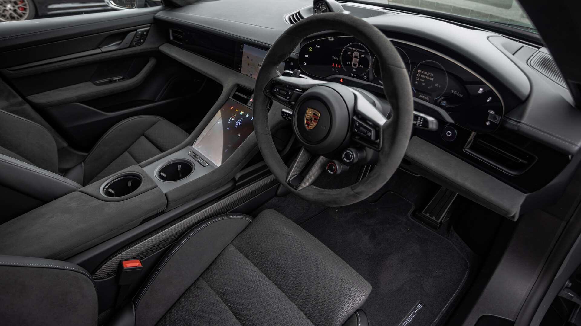Porsche Taycan view 19