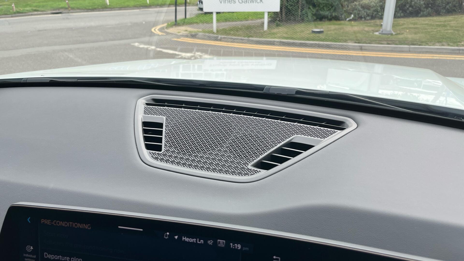 BMW iX1 view 48