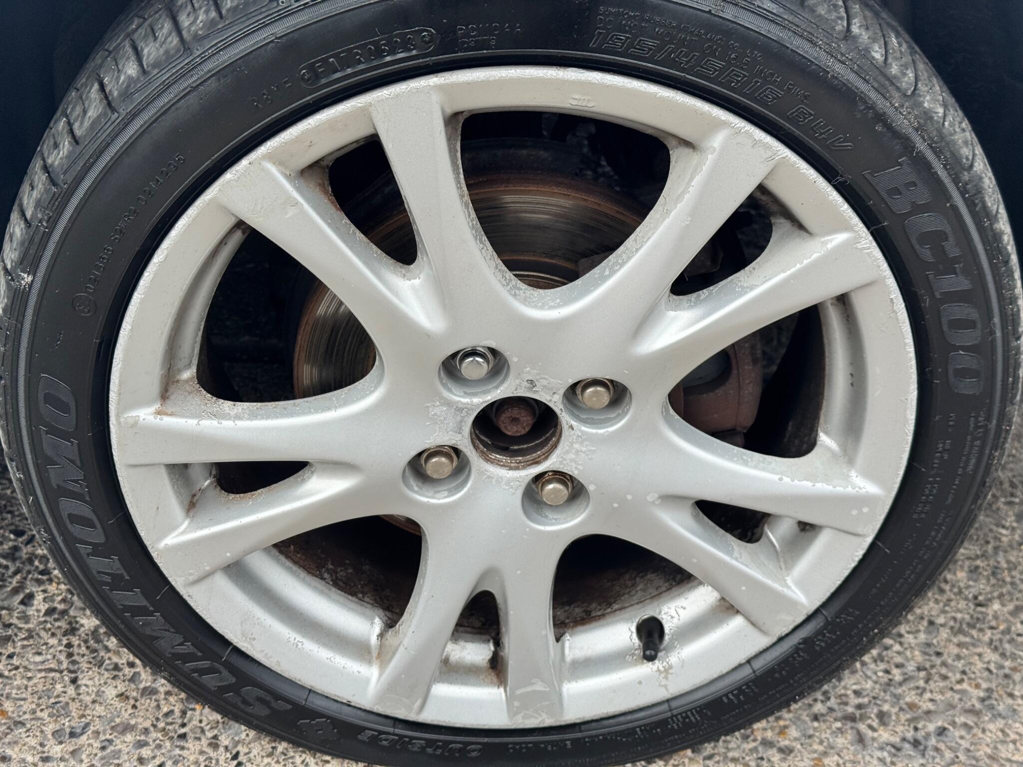 Mazda Mazda2 view 37