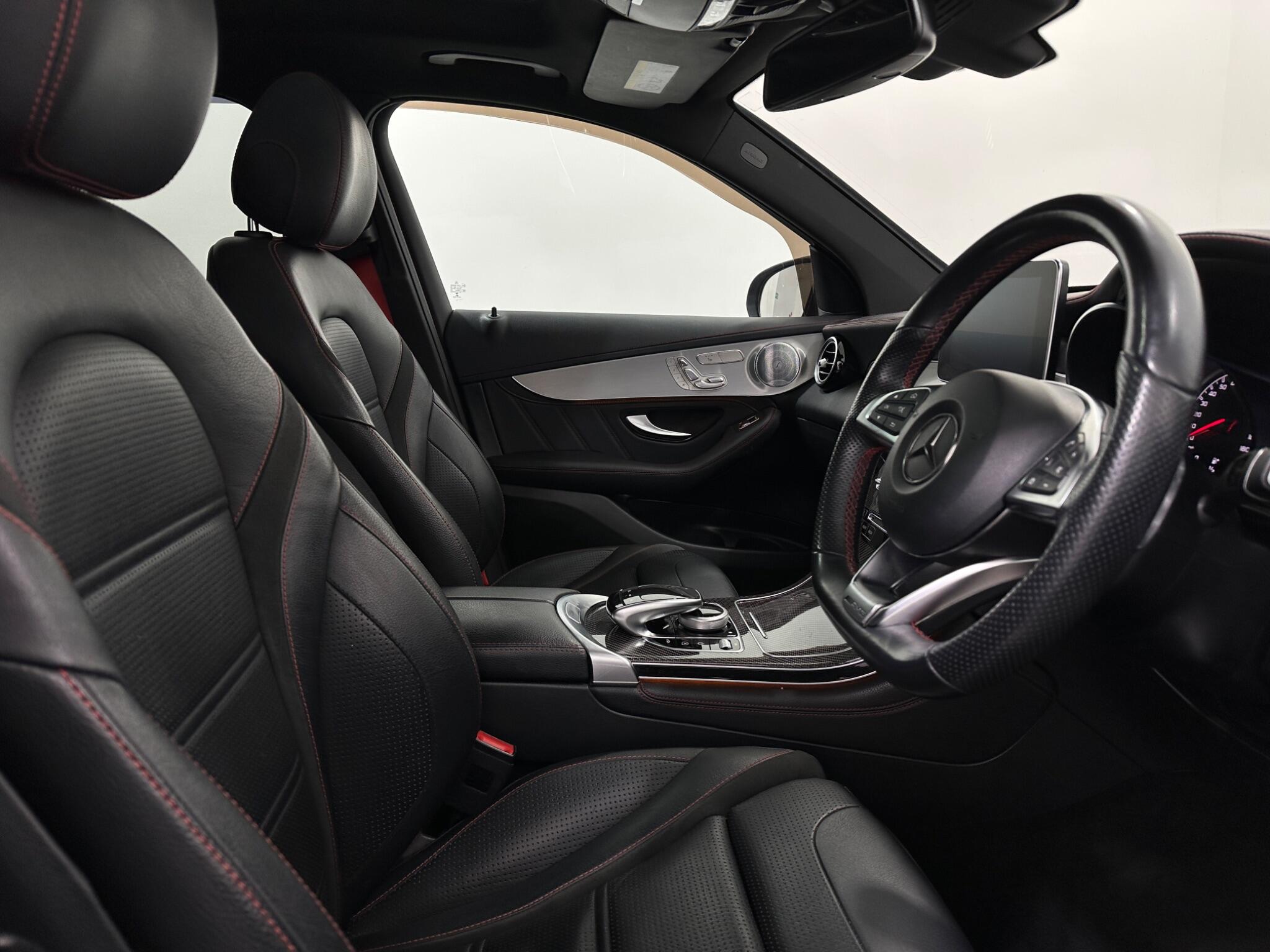 Mercedes-Benz GLC view 33