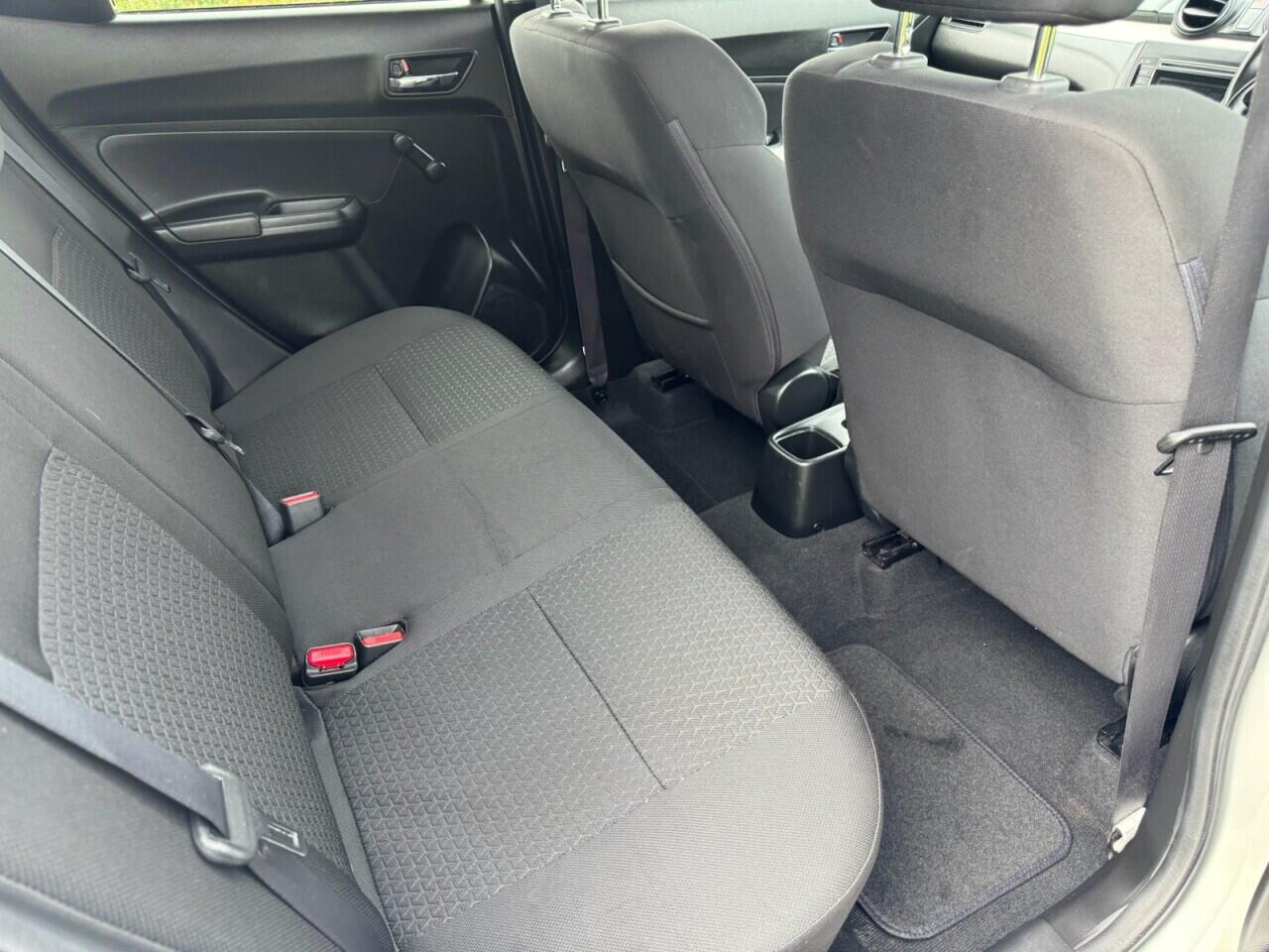 Suzuki Swift view 25
