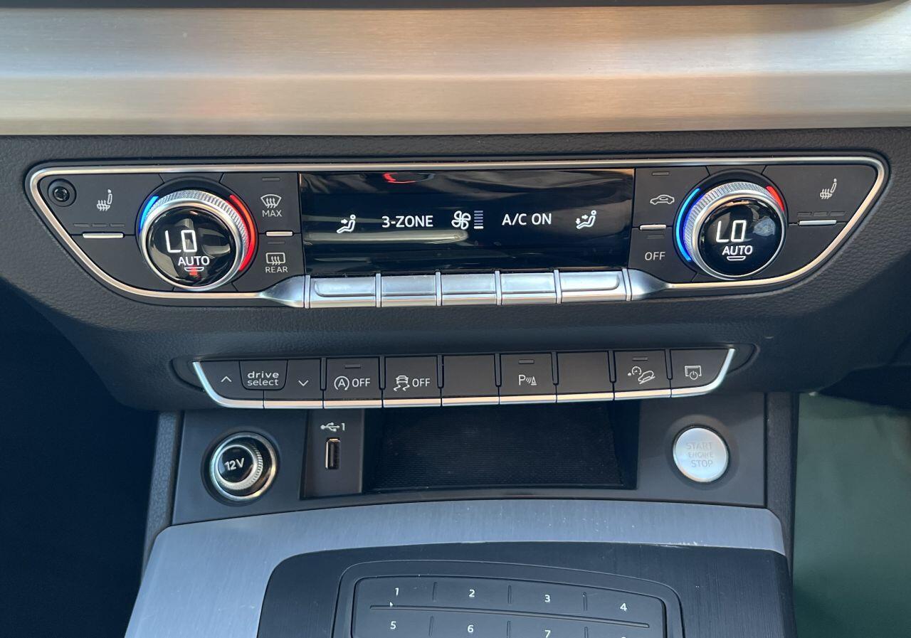 Audi Q5 view 42