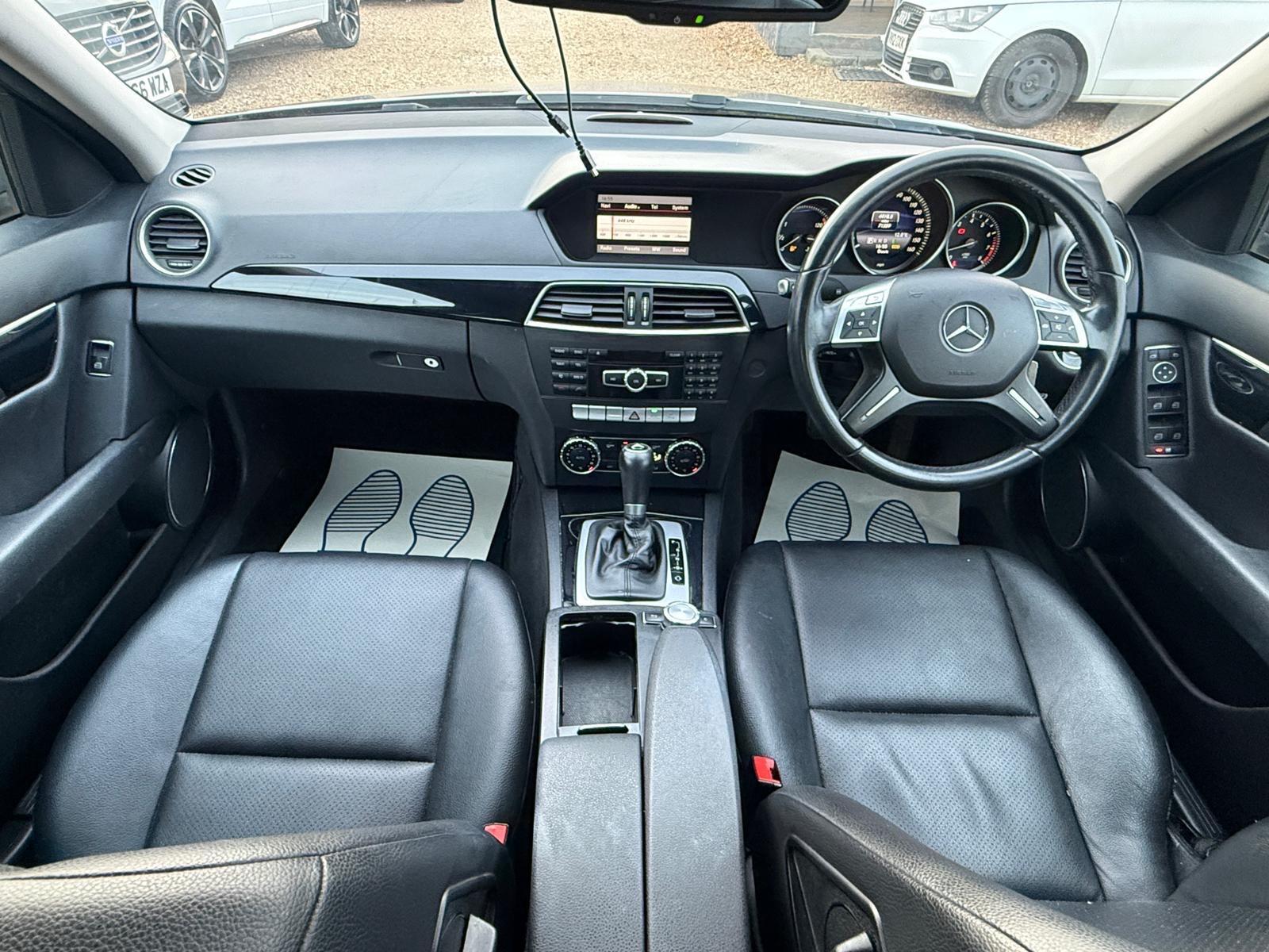 Mercedes-Benz C Class view 30