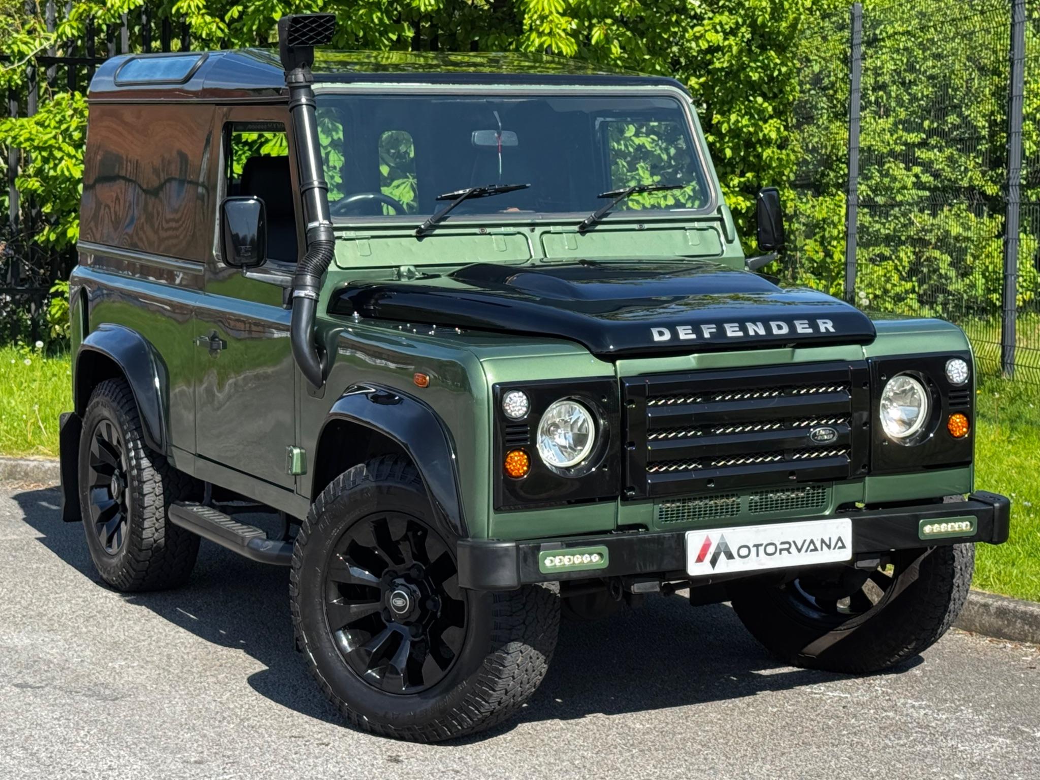 2005 Land Rover Defender in Green for sale