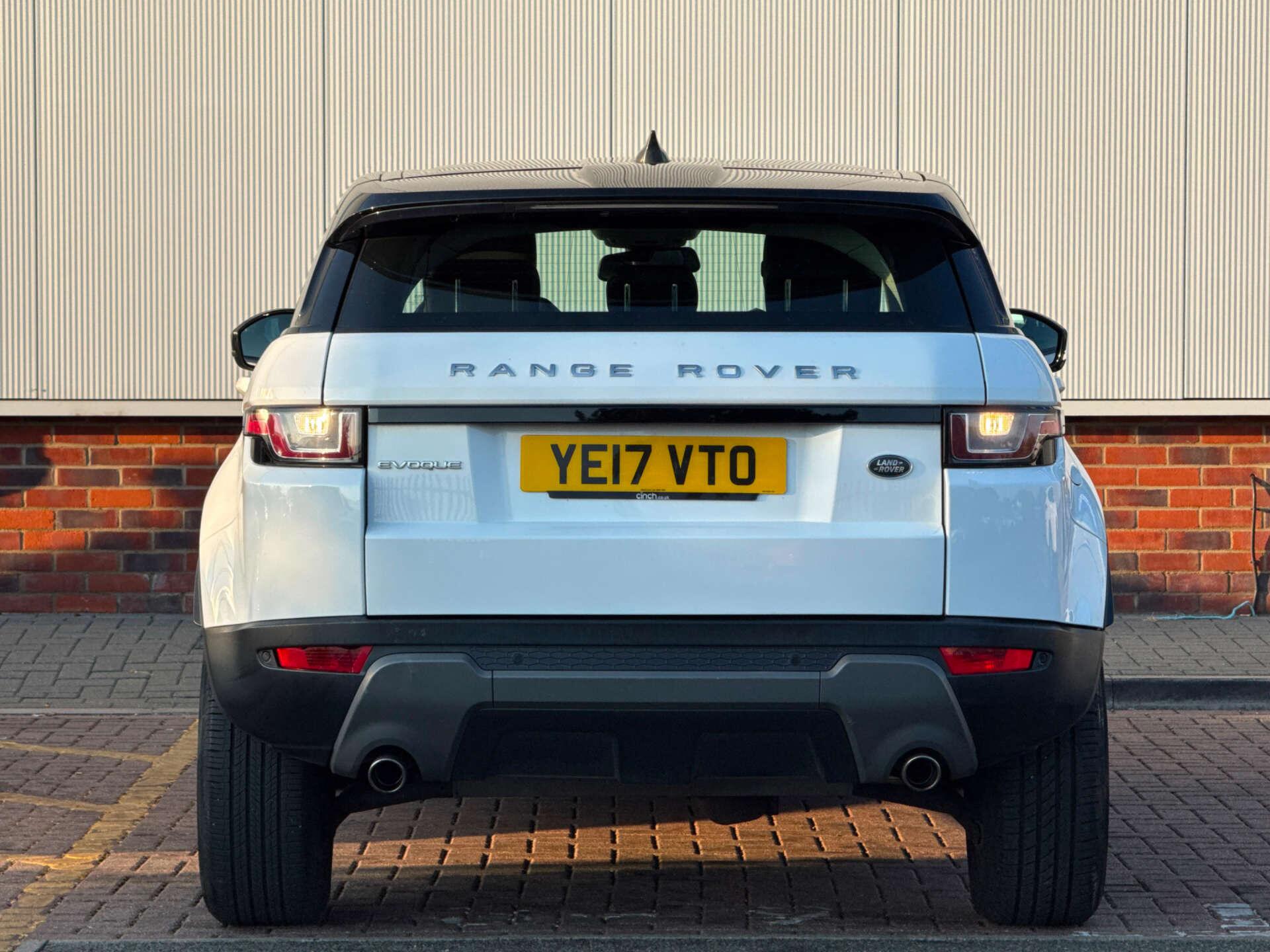 Land Rover Range Rover Evoque view 11