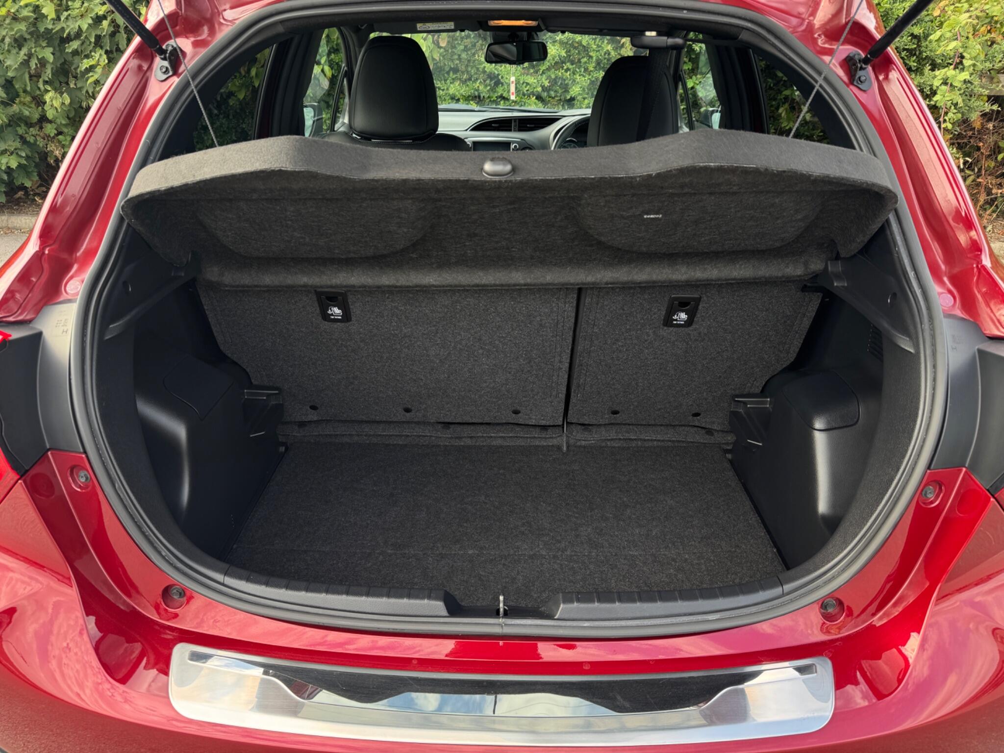 Toyota Yaris view 41
