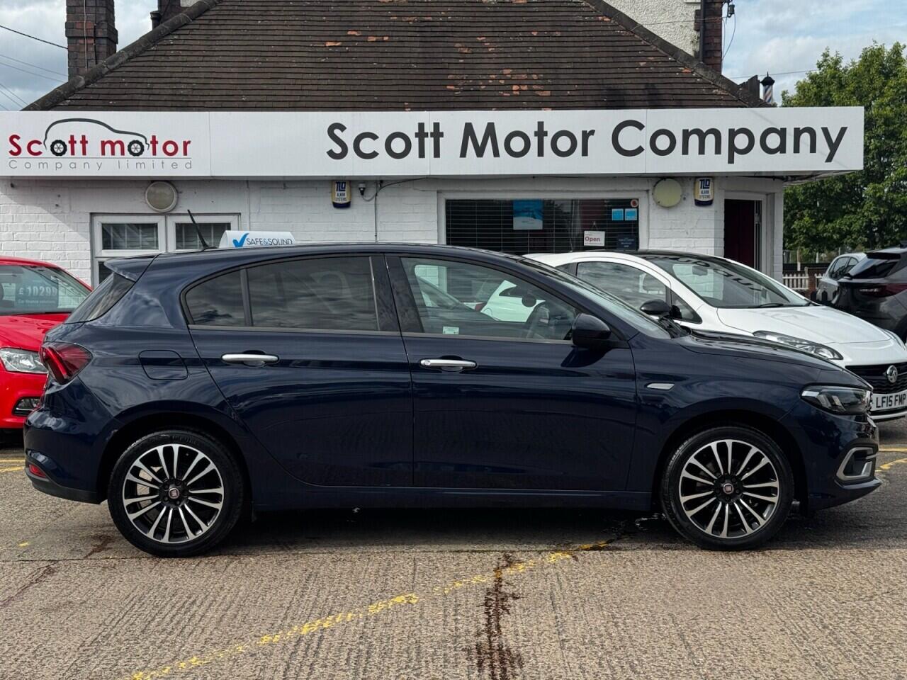 Fiat Tipo view 11