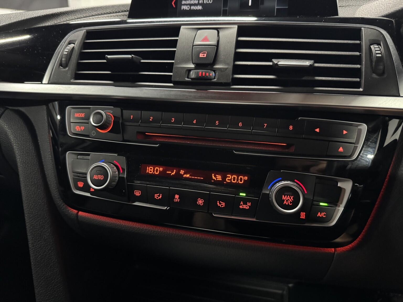 BMW 3 Series view 25