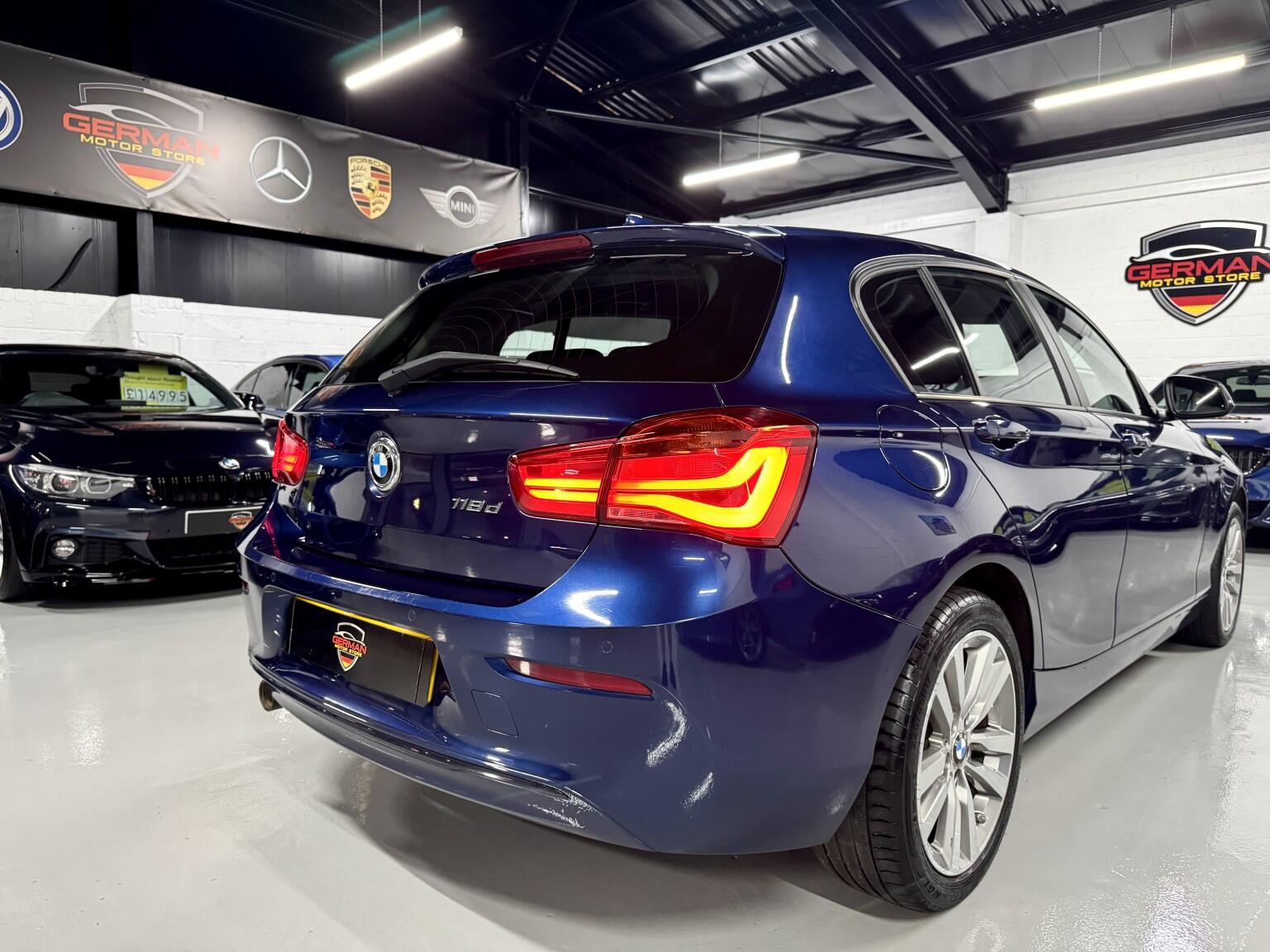 BMW 1 Series view 14