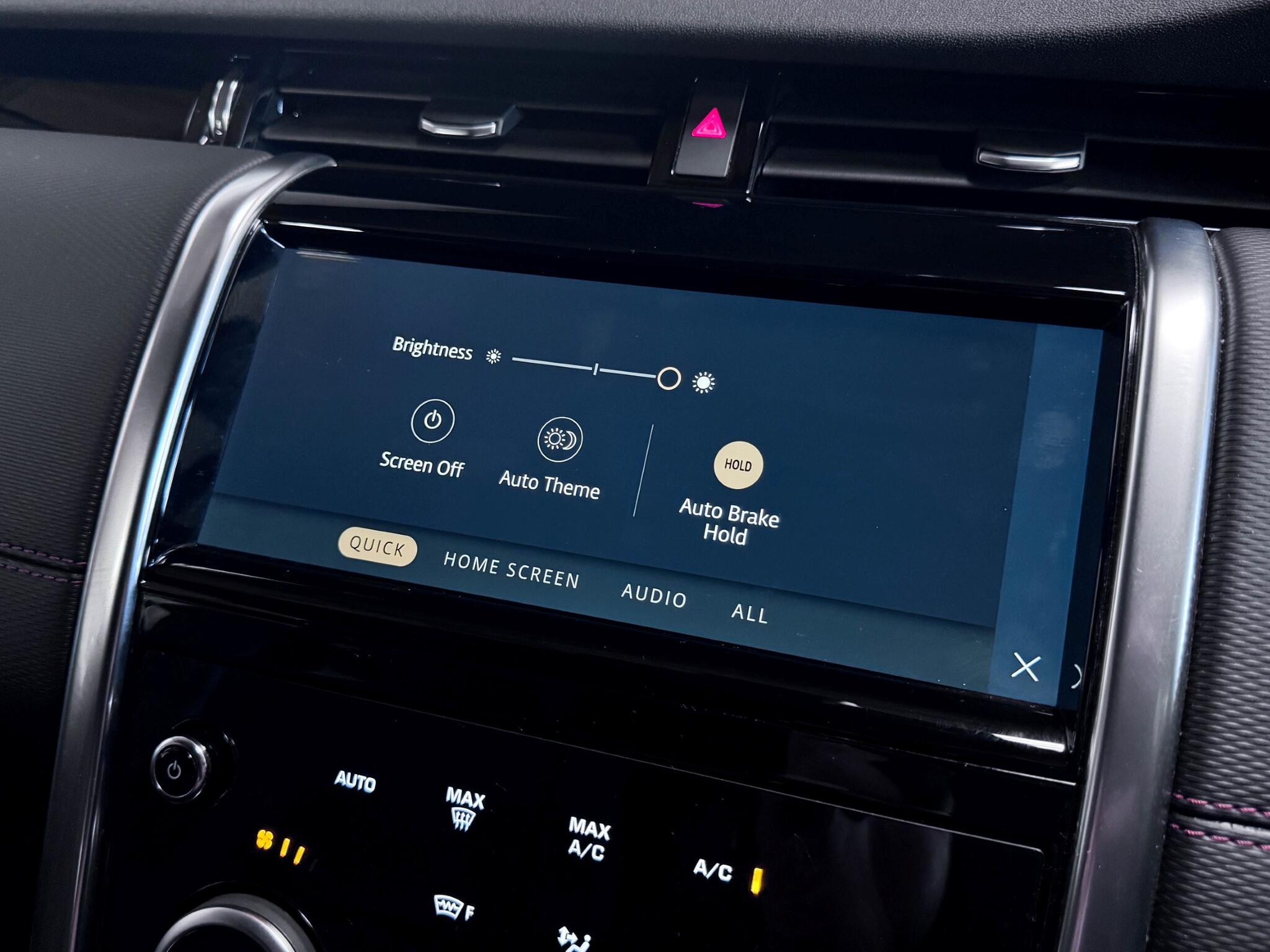 Land Rover Discovery Sport view 62