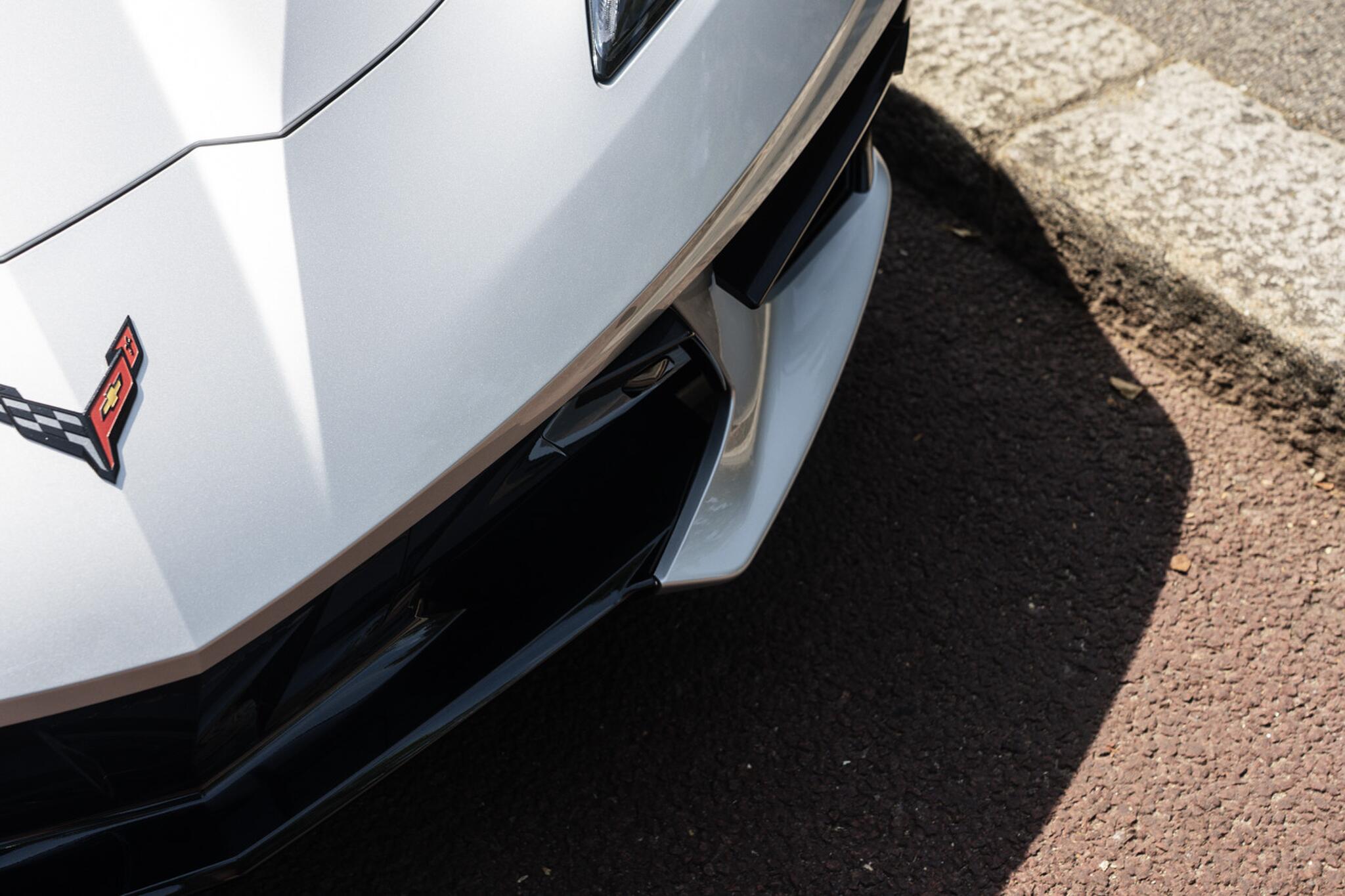 Chevrolet Corvette Stingray view 14