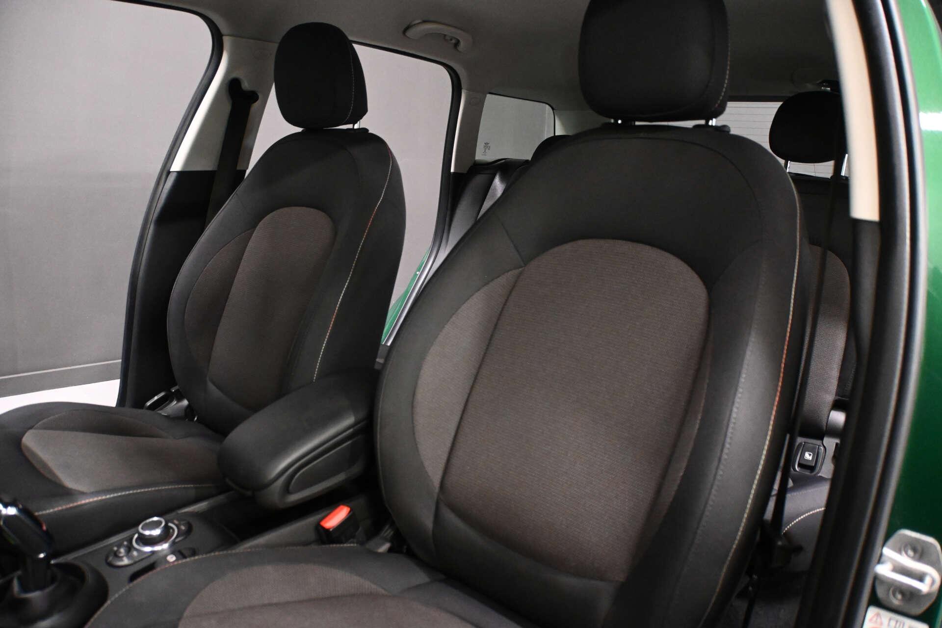 Mini Countryman view 19