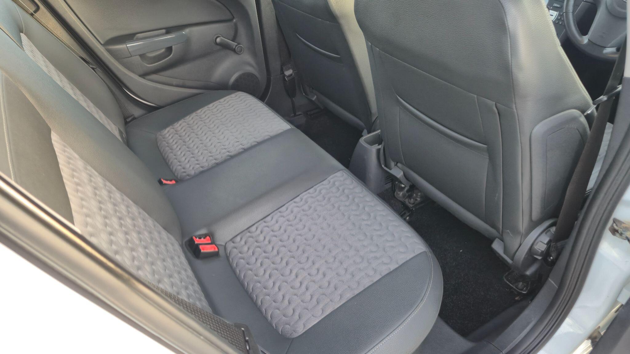 Vauxhall Corsa view 13
