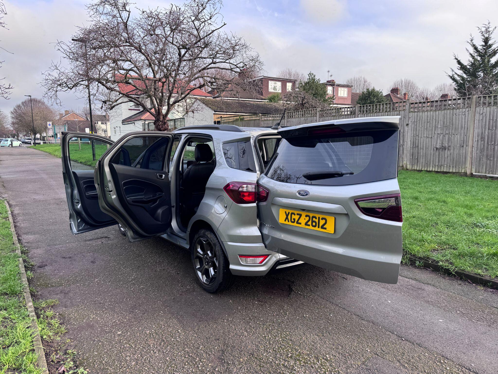 2022 Ford EcoSport 1.0T EcoBoost ST-Line Euro 6 (s/s) 5dr • 7,000 miles image 37