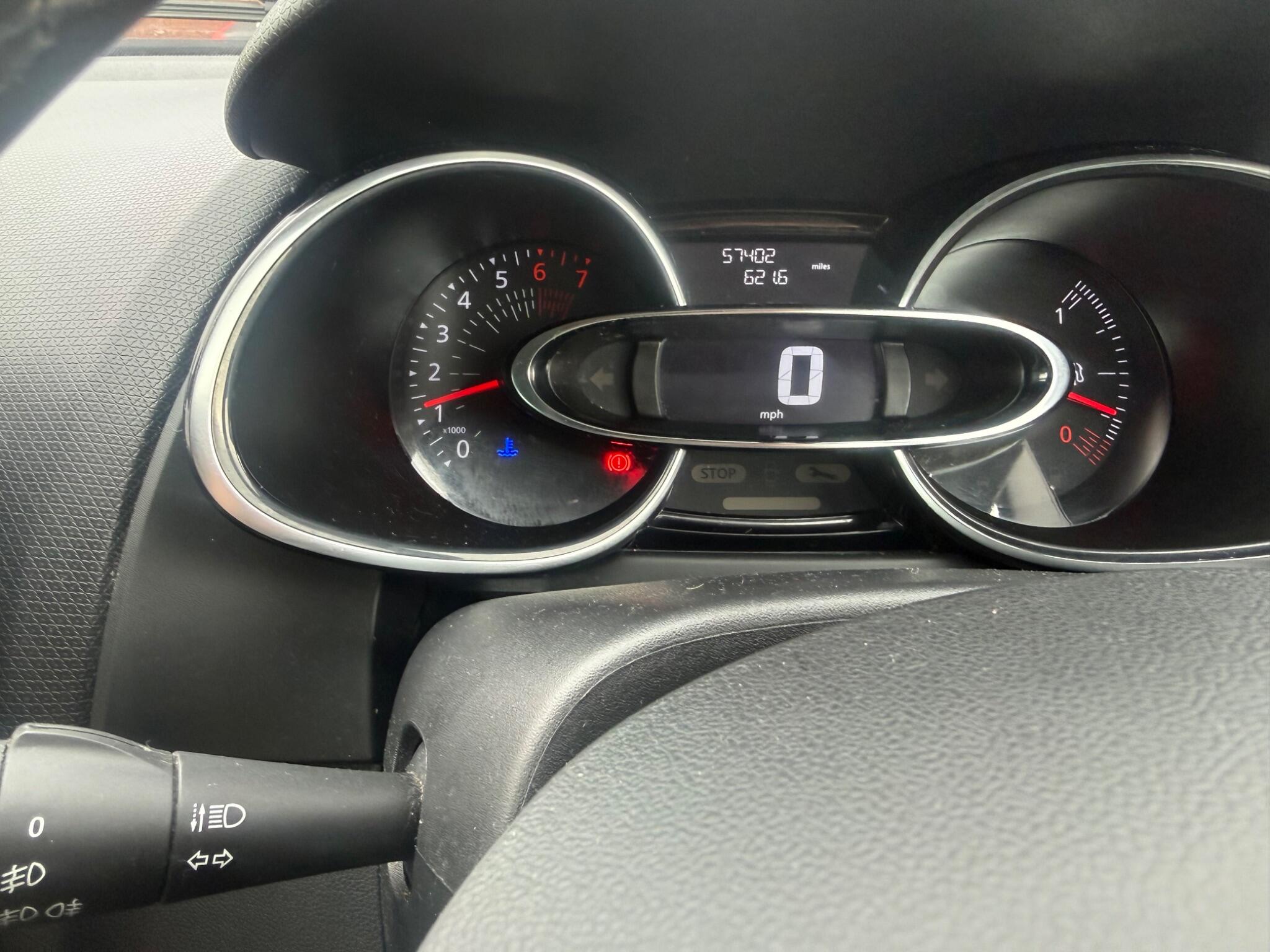 Renault Clio view 8