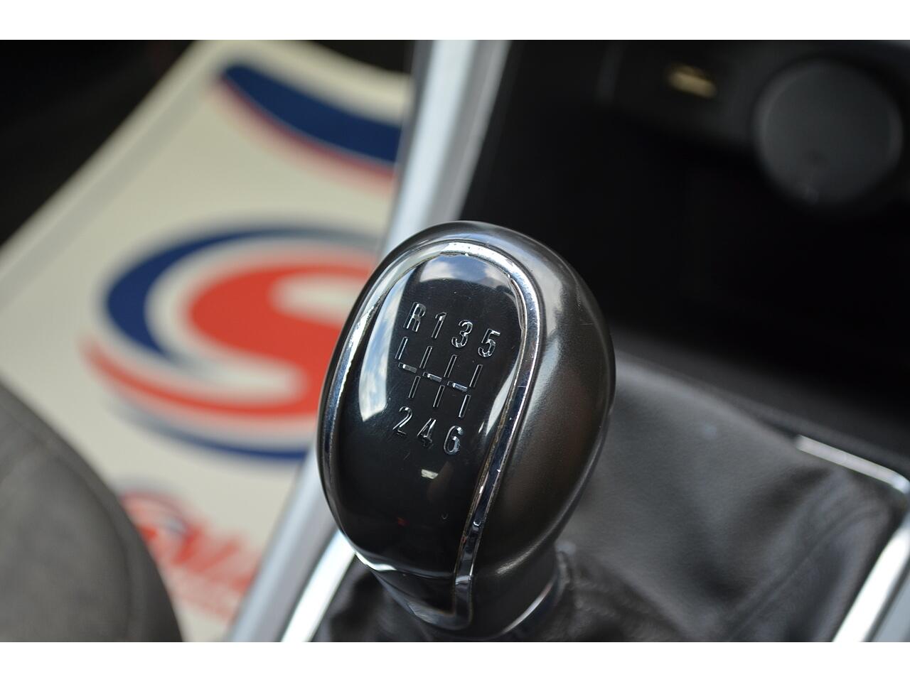 Vauxhall Astra GTC view 29