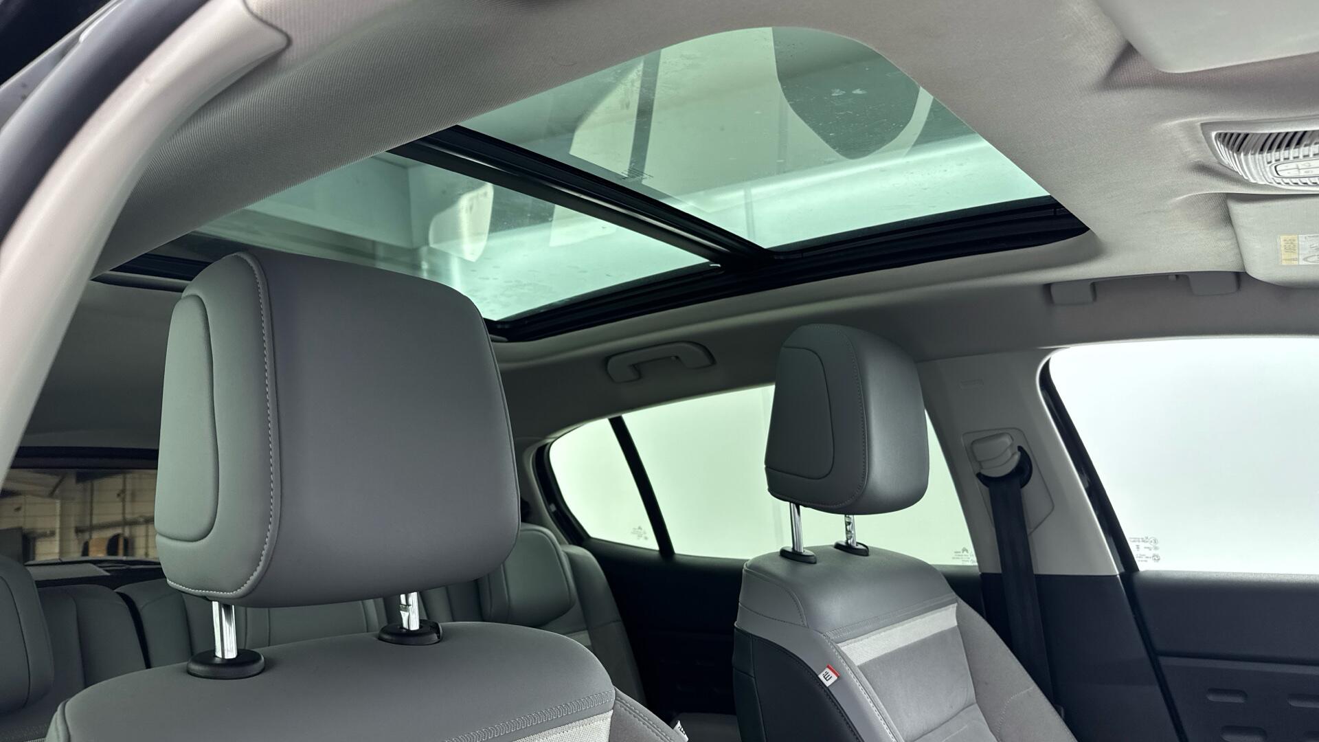 Citroen C5 Aircross view 17