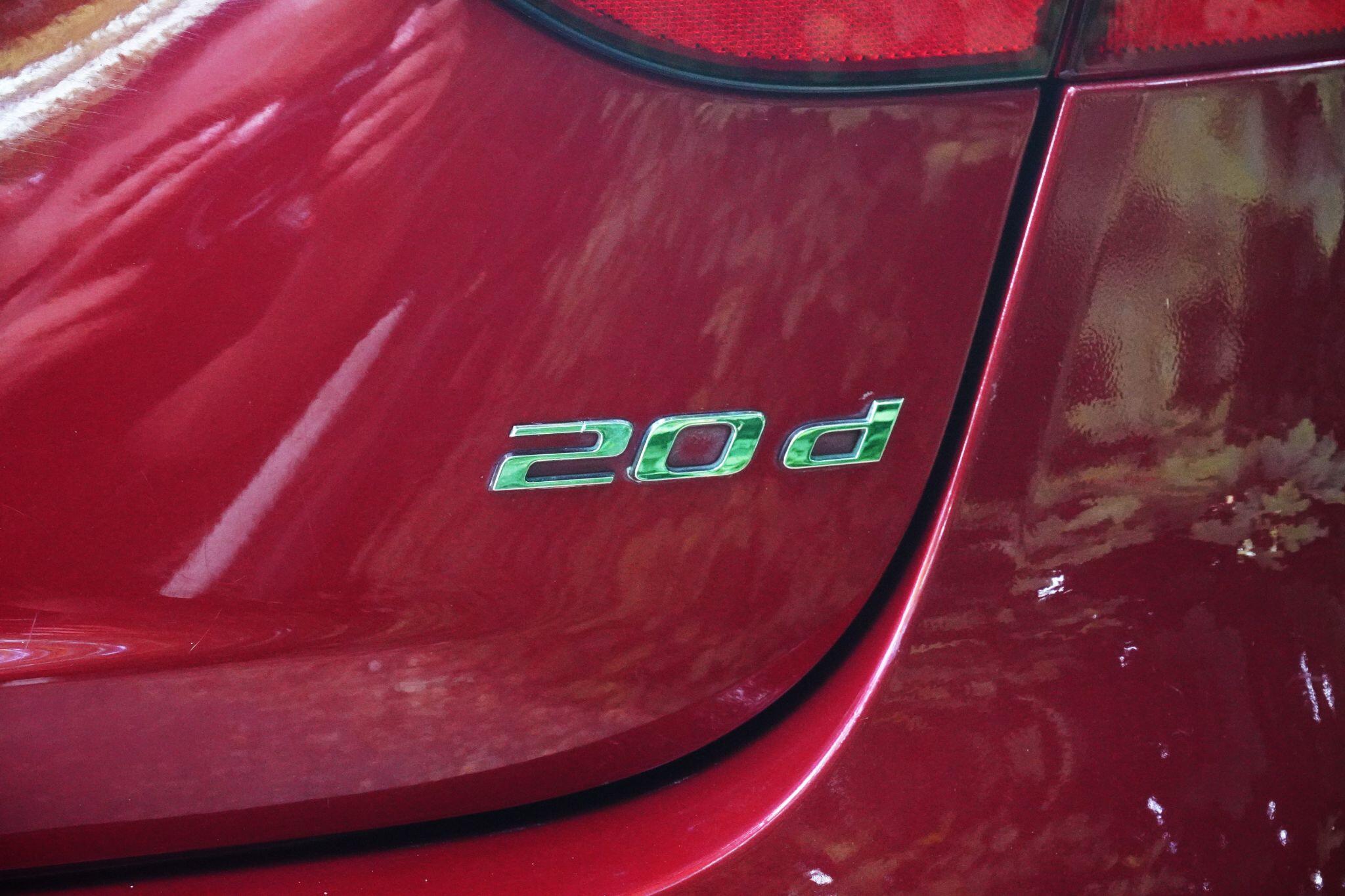 Jaguar XF view 71