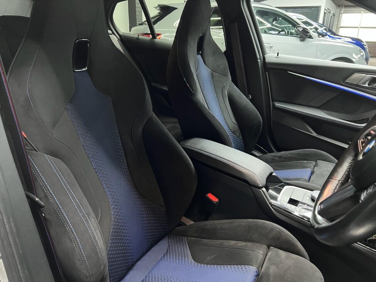 BMW 1 Series view 37
